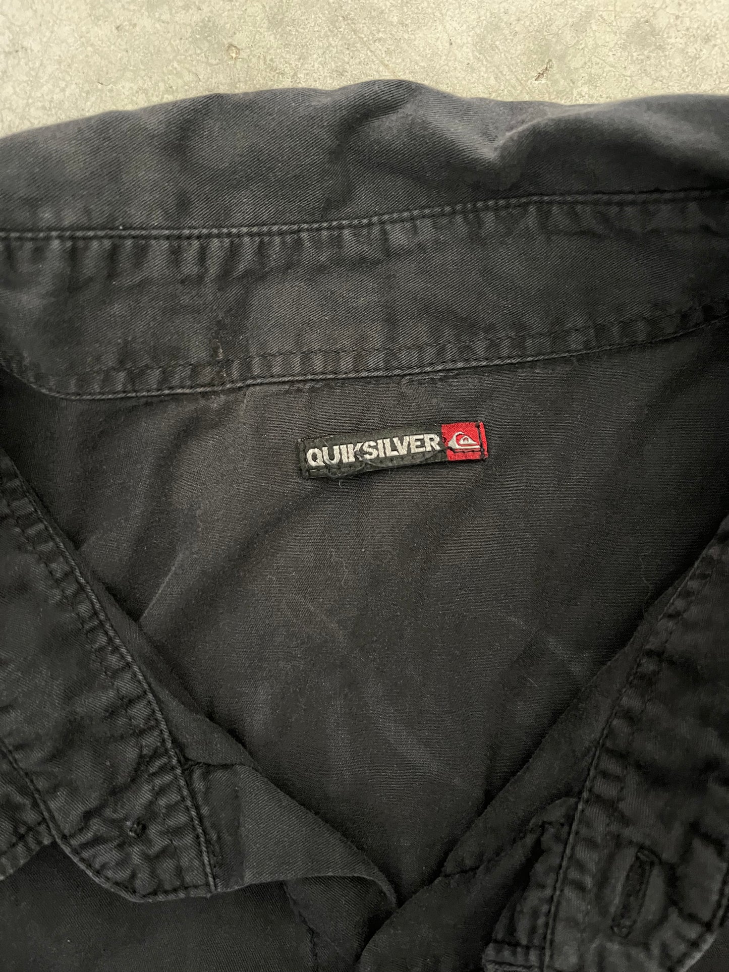 Quiksilver button up - XL