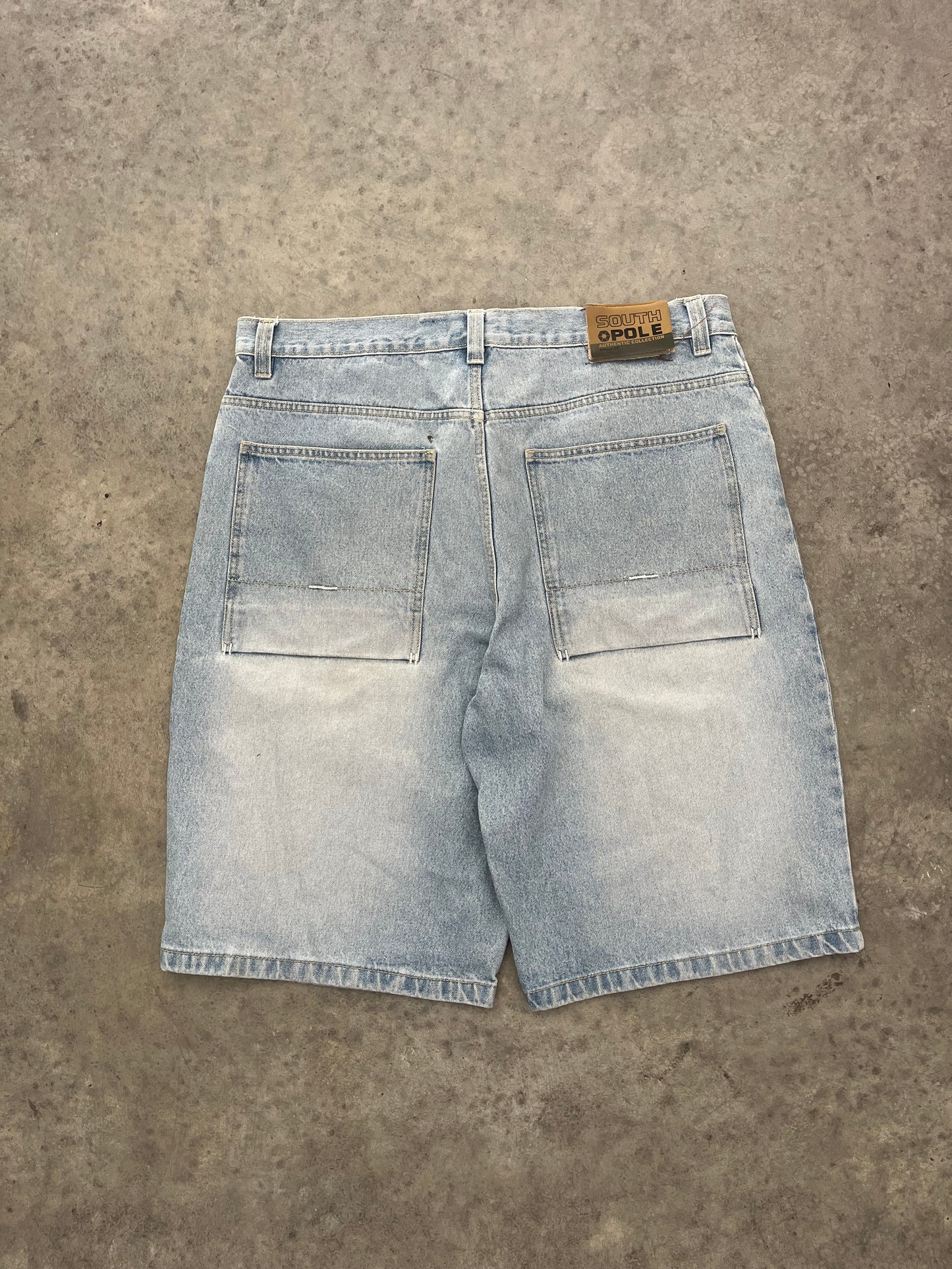 baggy southpole jorts - 40