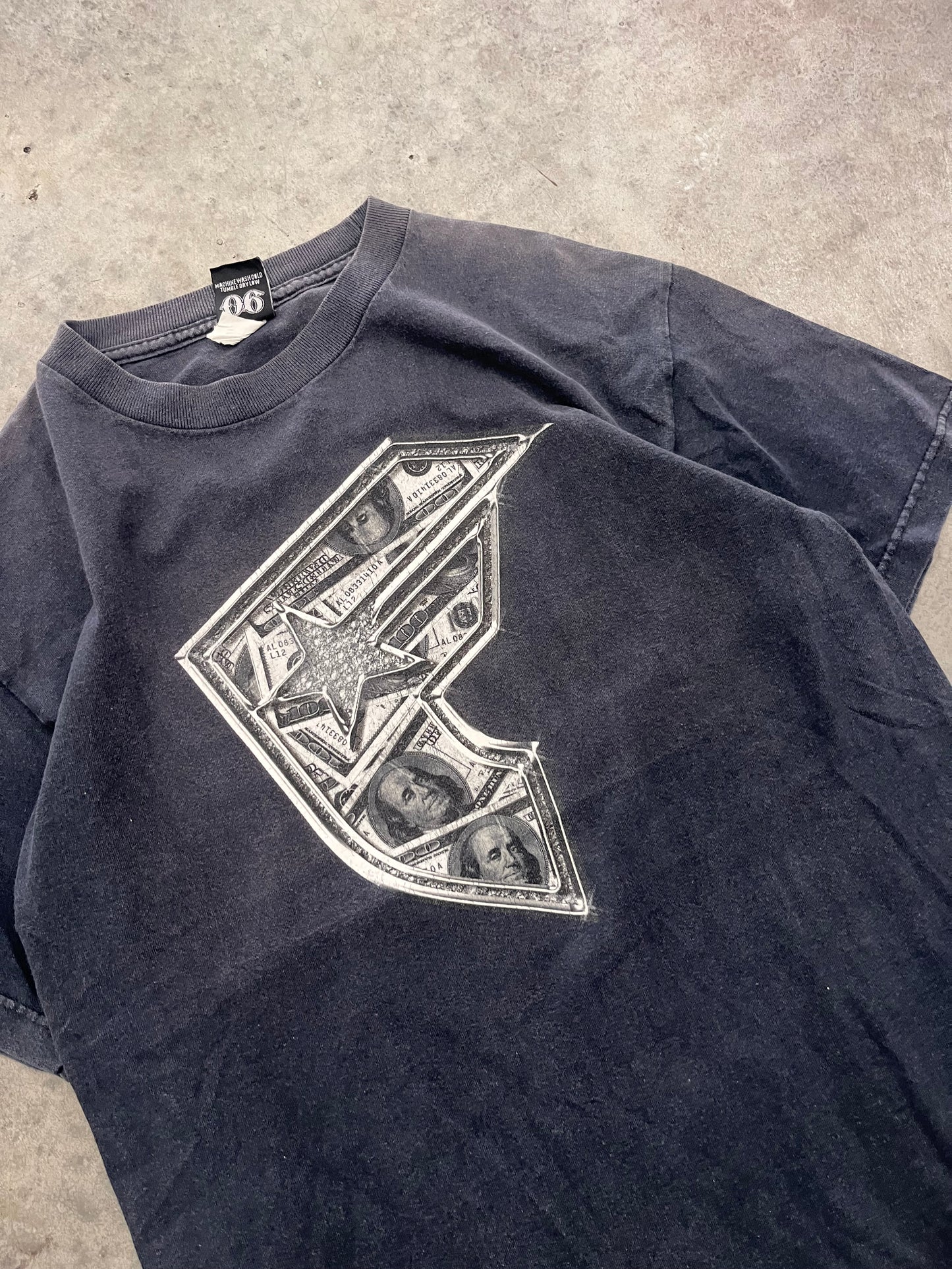 tuffff famous tee - M