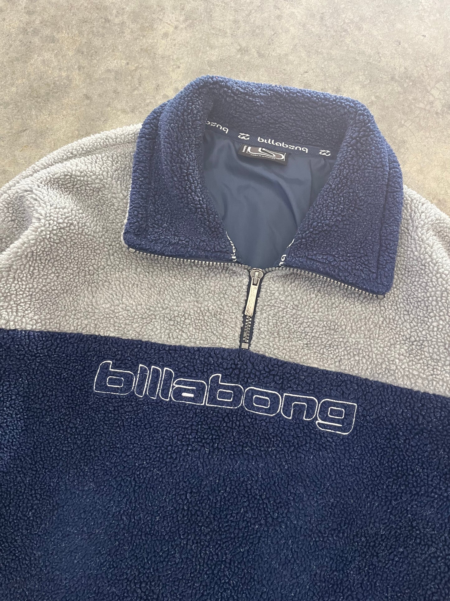 billabong quarter zip - L