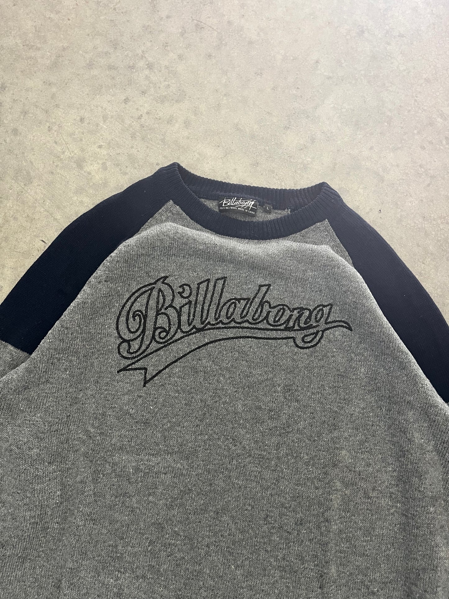 billabong sweater - L