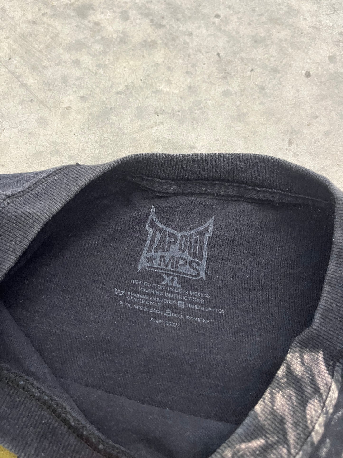 tapout tee - XL