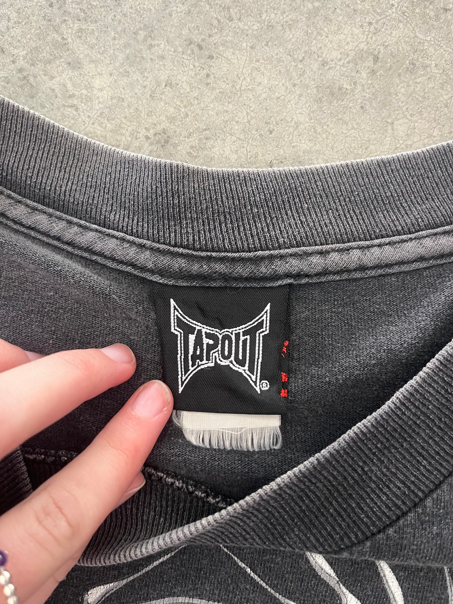 tapout tee - XL