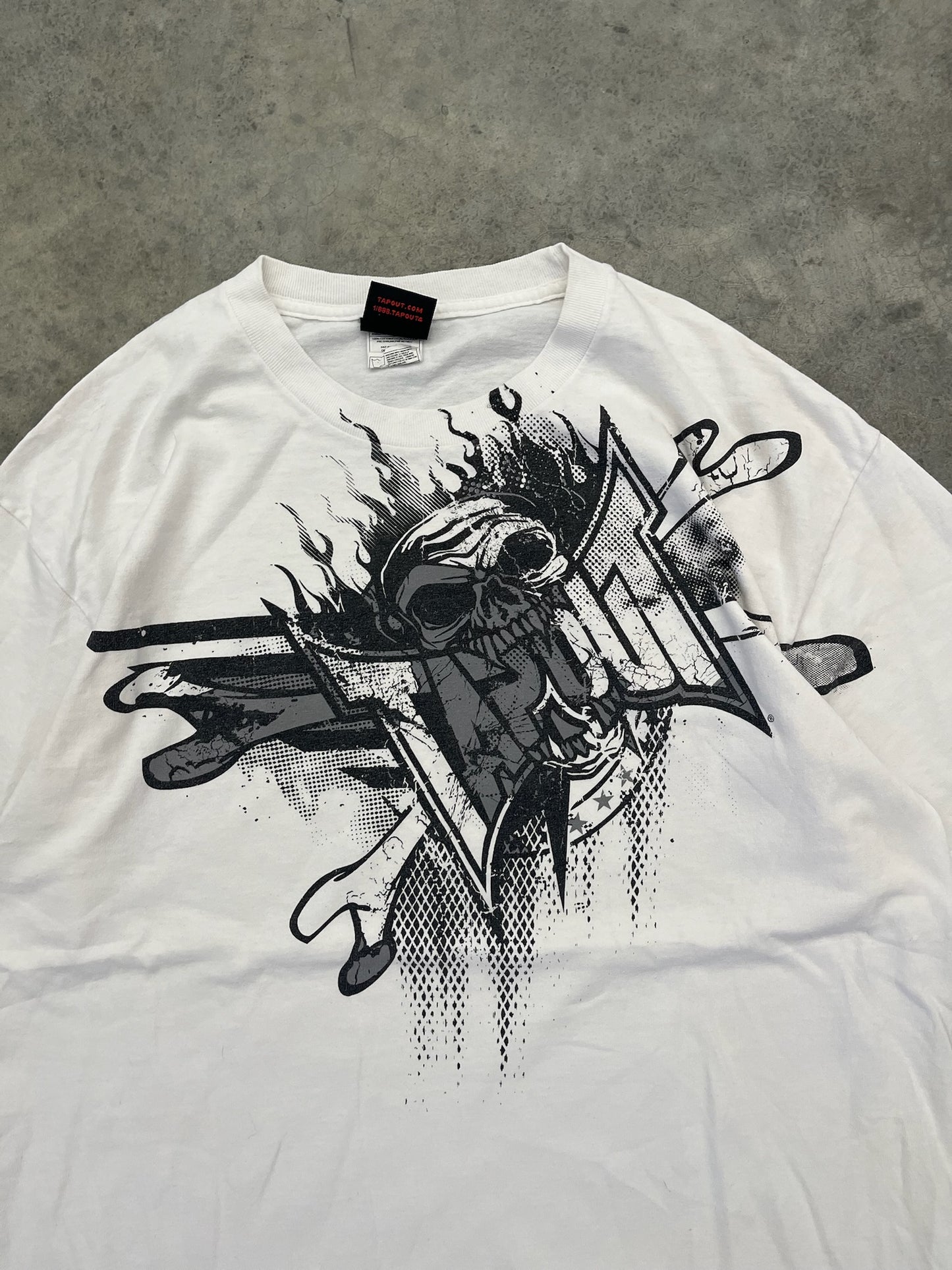 grail skull tapout tee - L