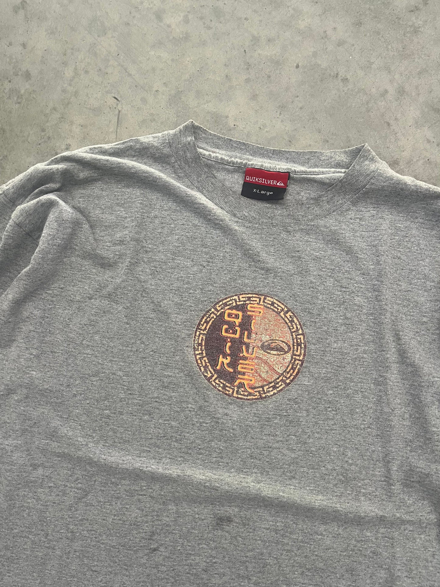 quiksilver long sleeve - XL