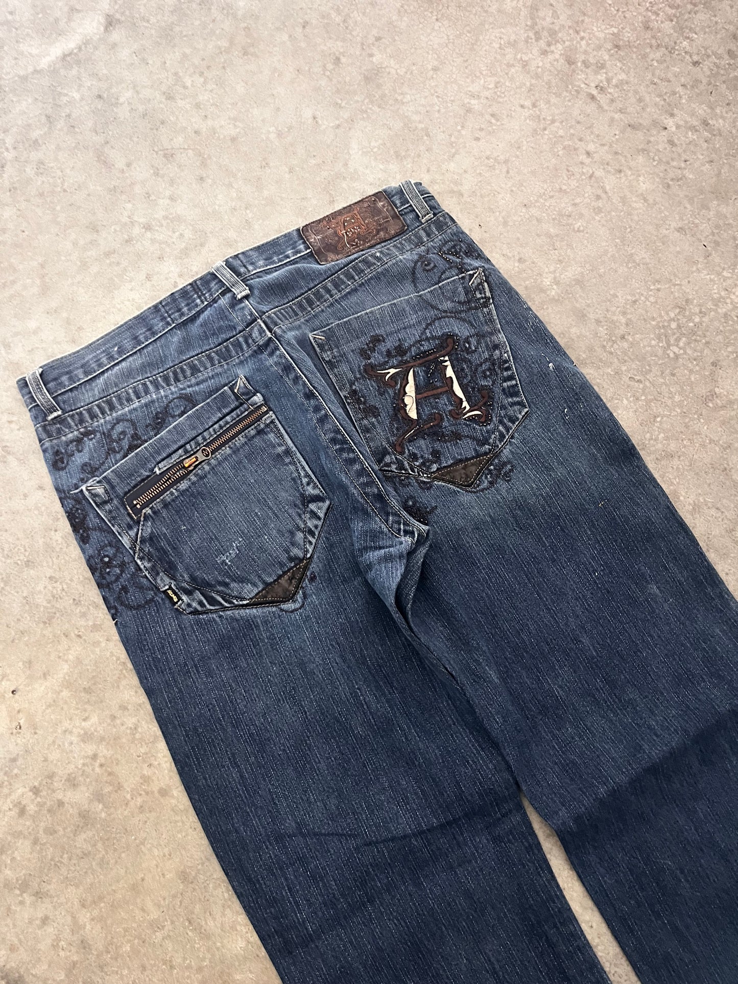 Akademiks jeans - 36