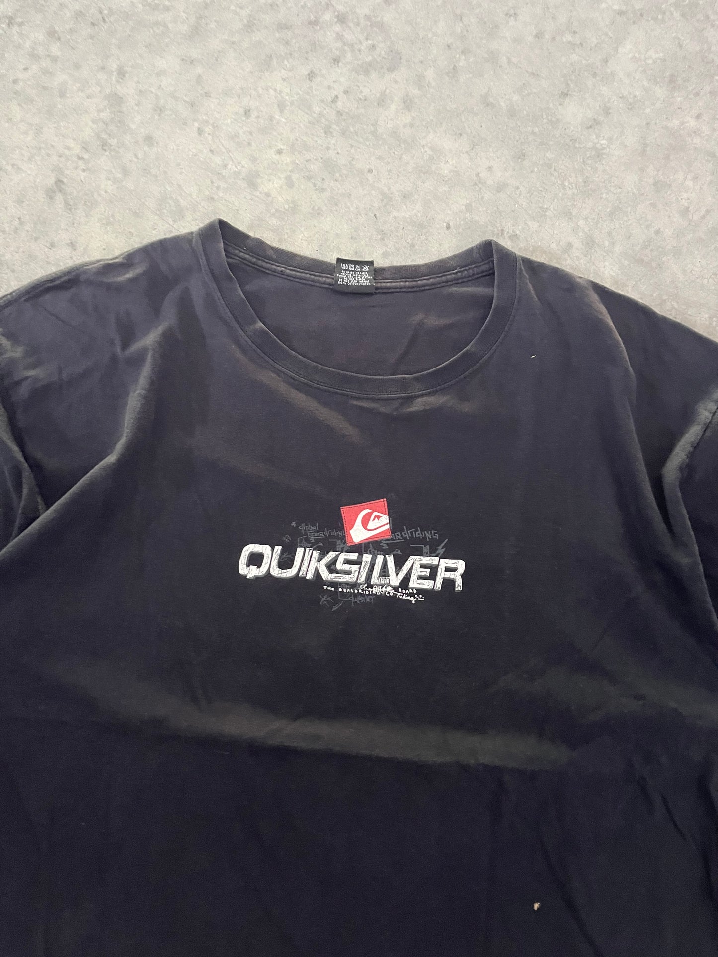 quiksilver tee - XL