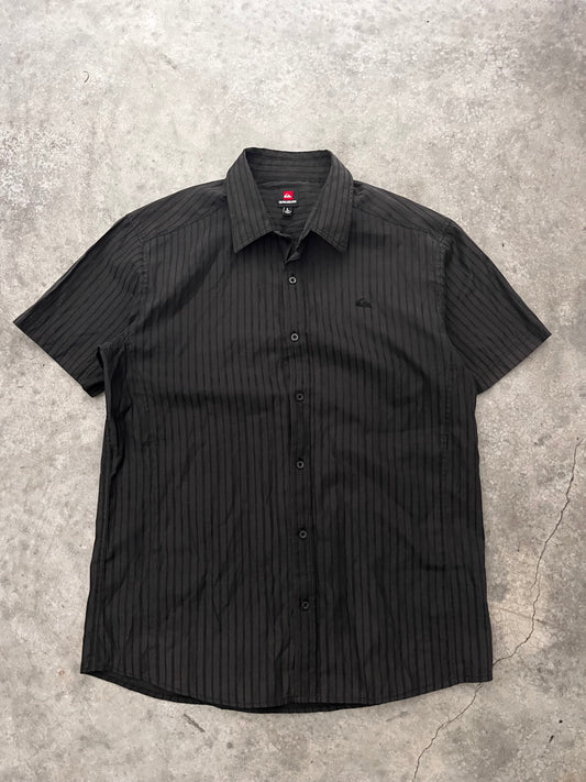 quiksilver button up -  L