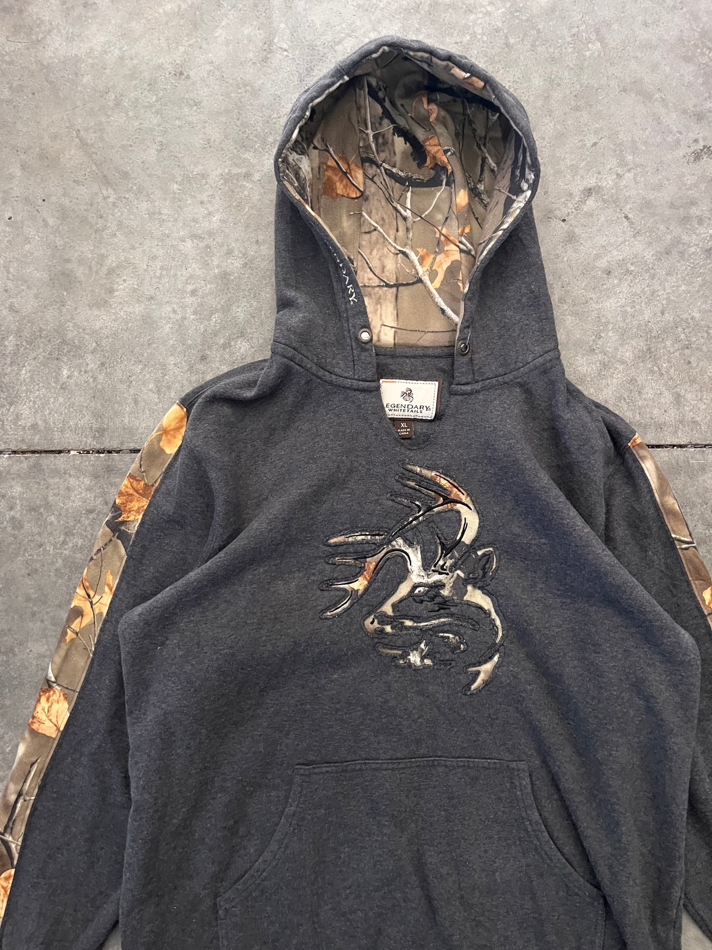 real tree hoodie - XL