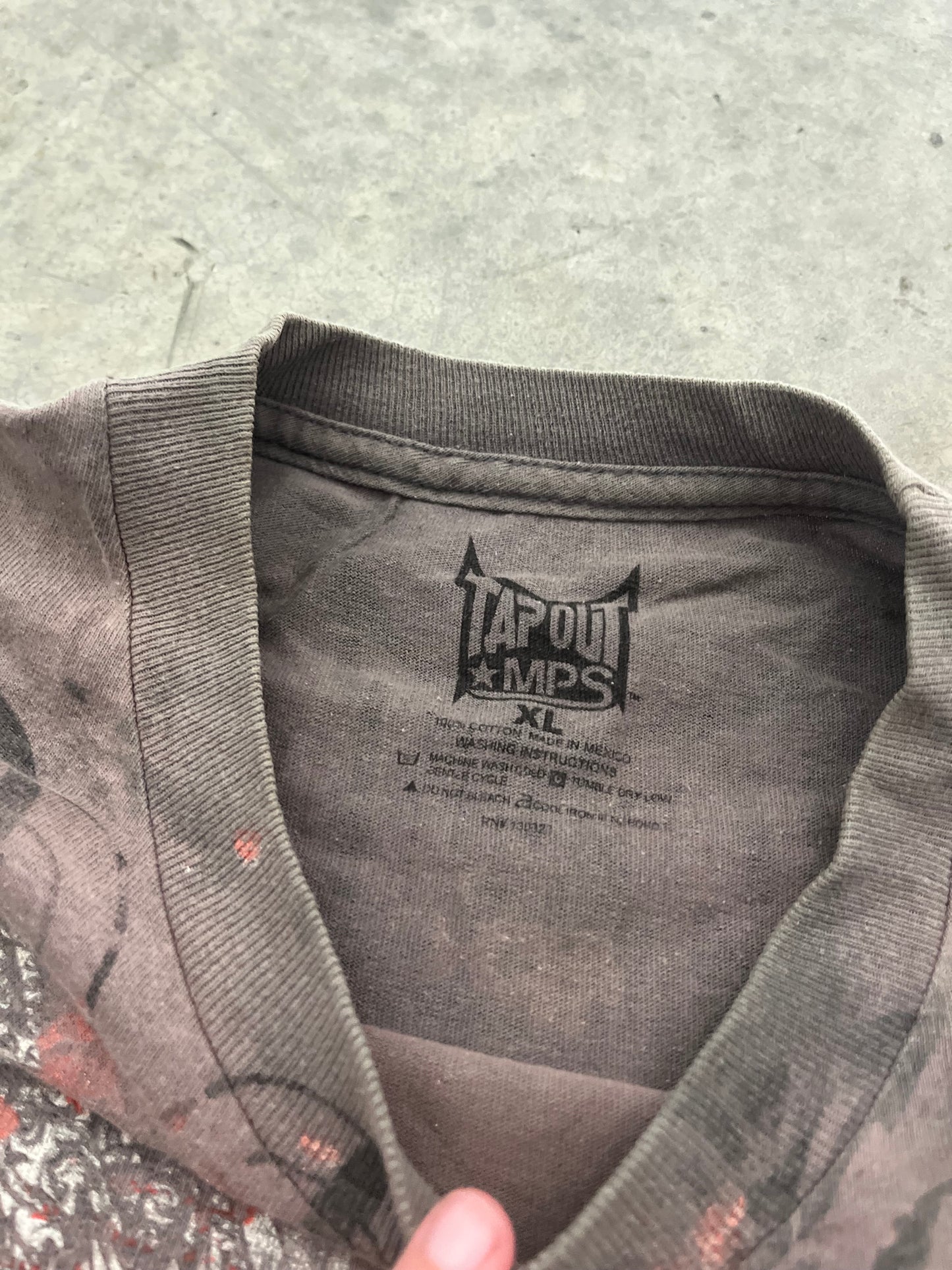 faded tapout tee - XL