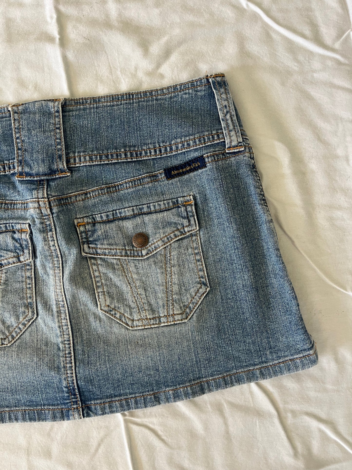 abercrombie denim mini skirt - 30