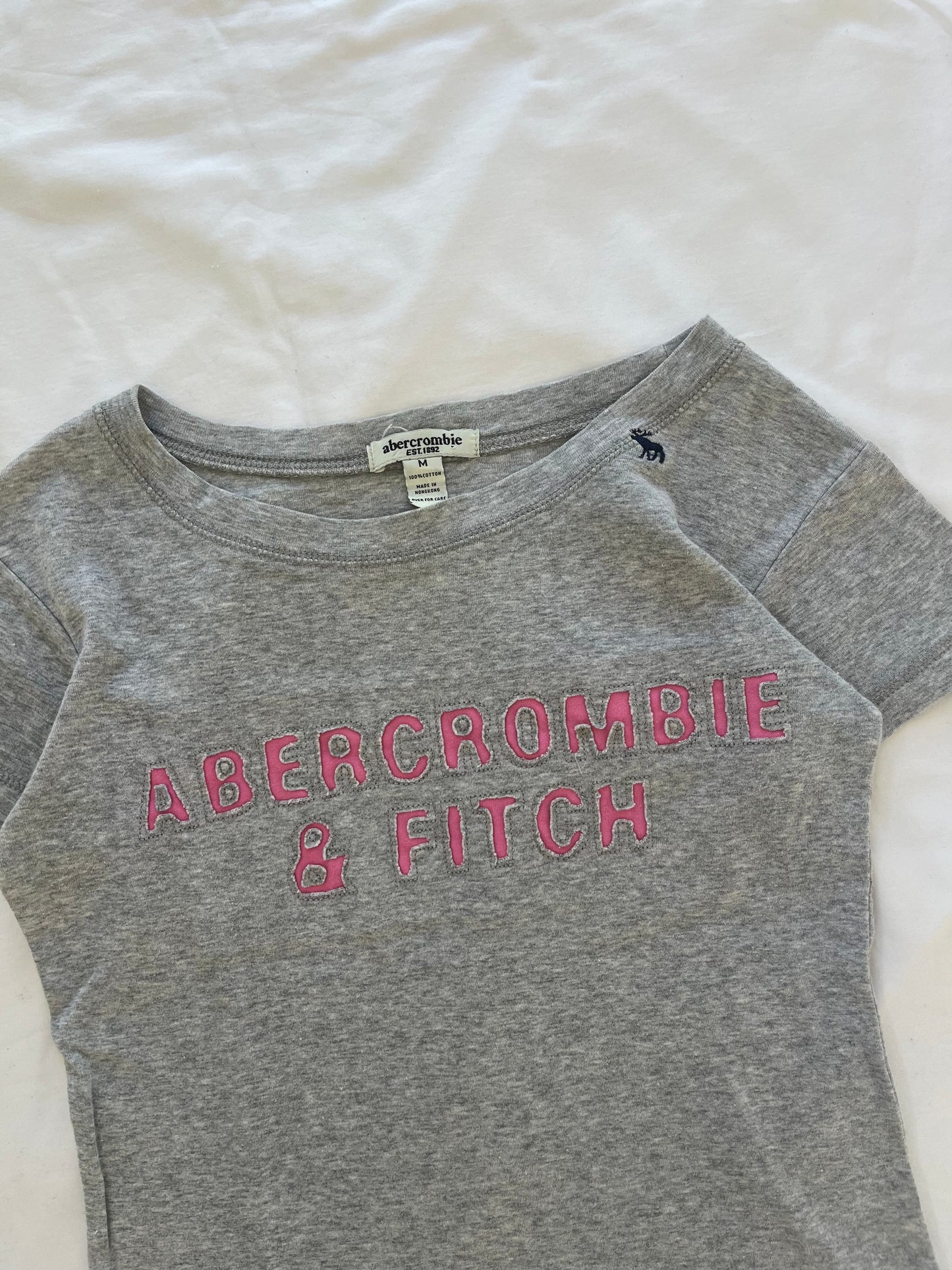 abercrombie and fitch babytee - M