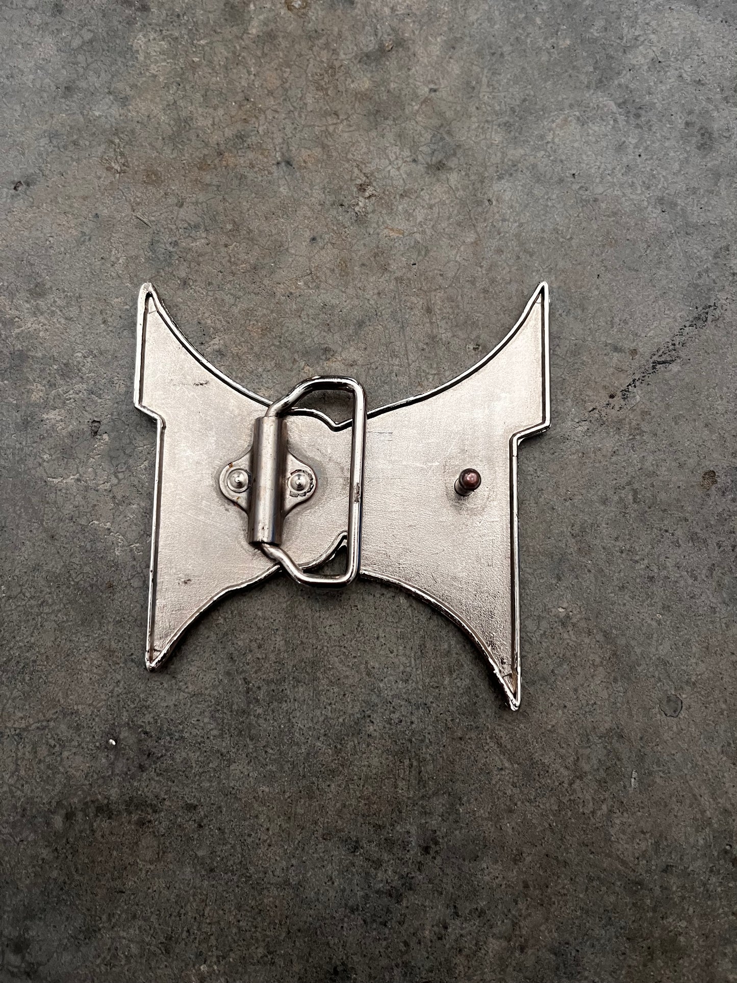 Tapout belt buckle