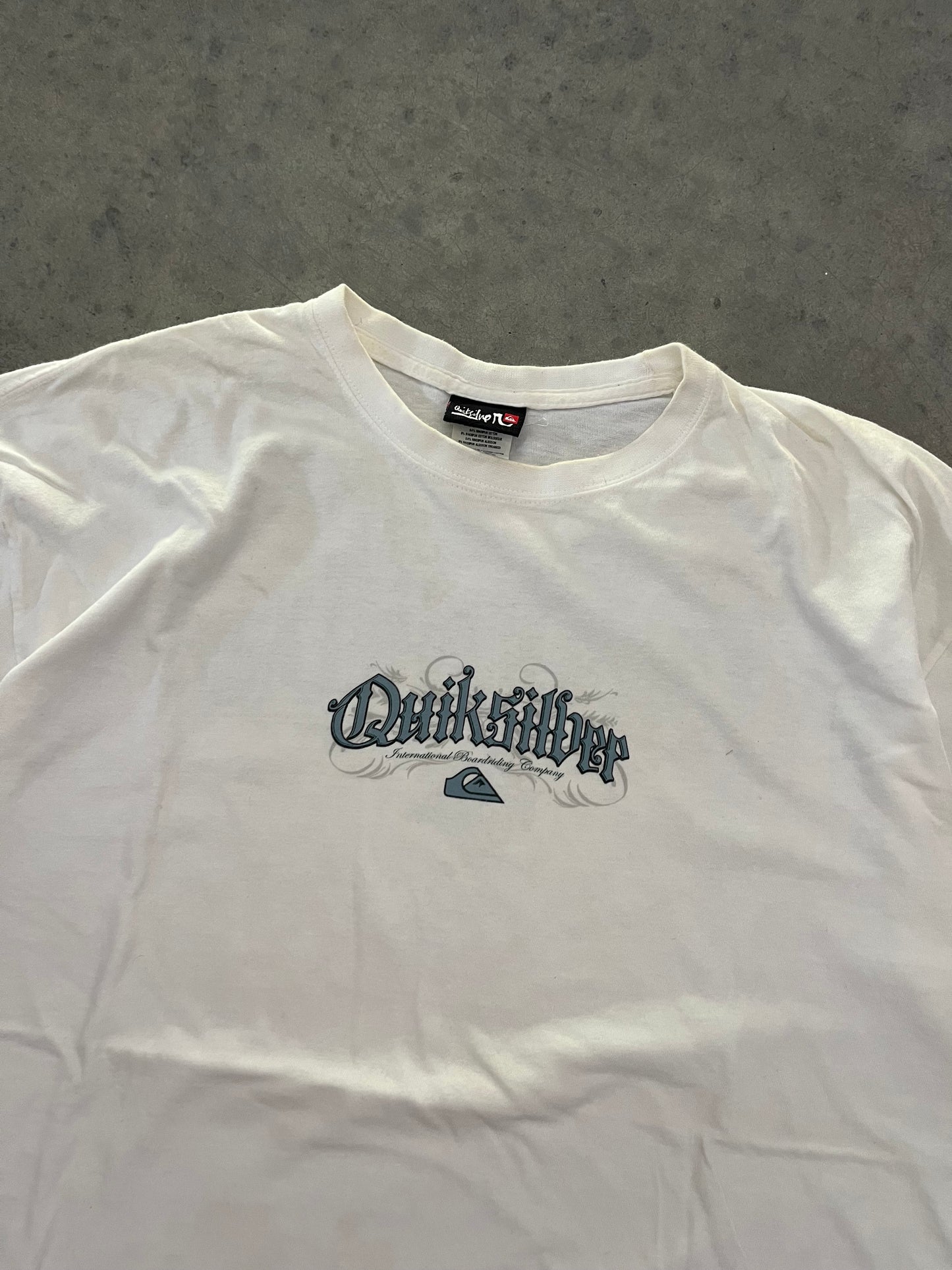 quiksilver tee - L