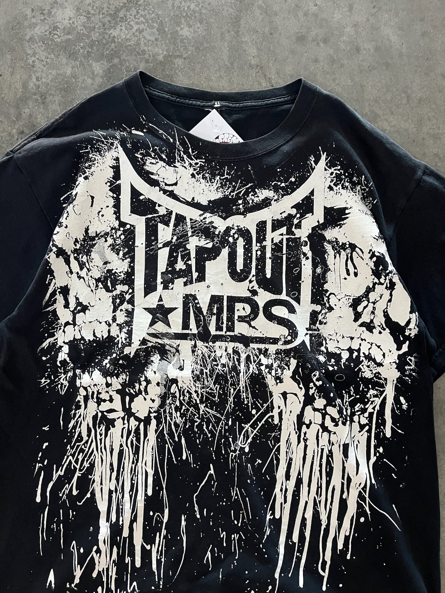 Tapout tee