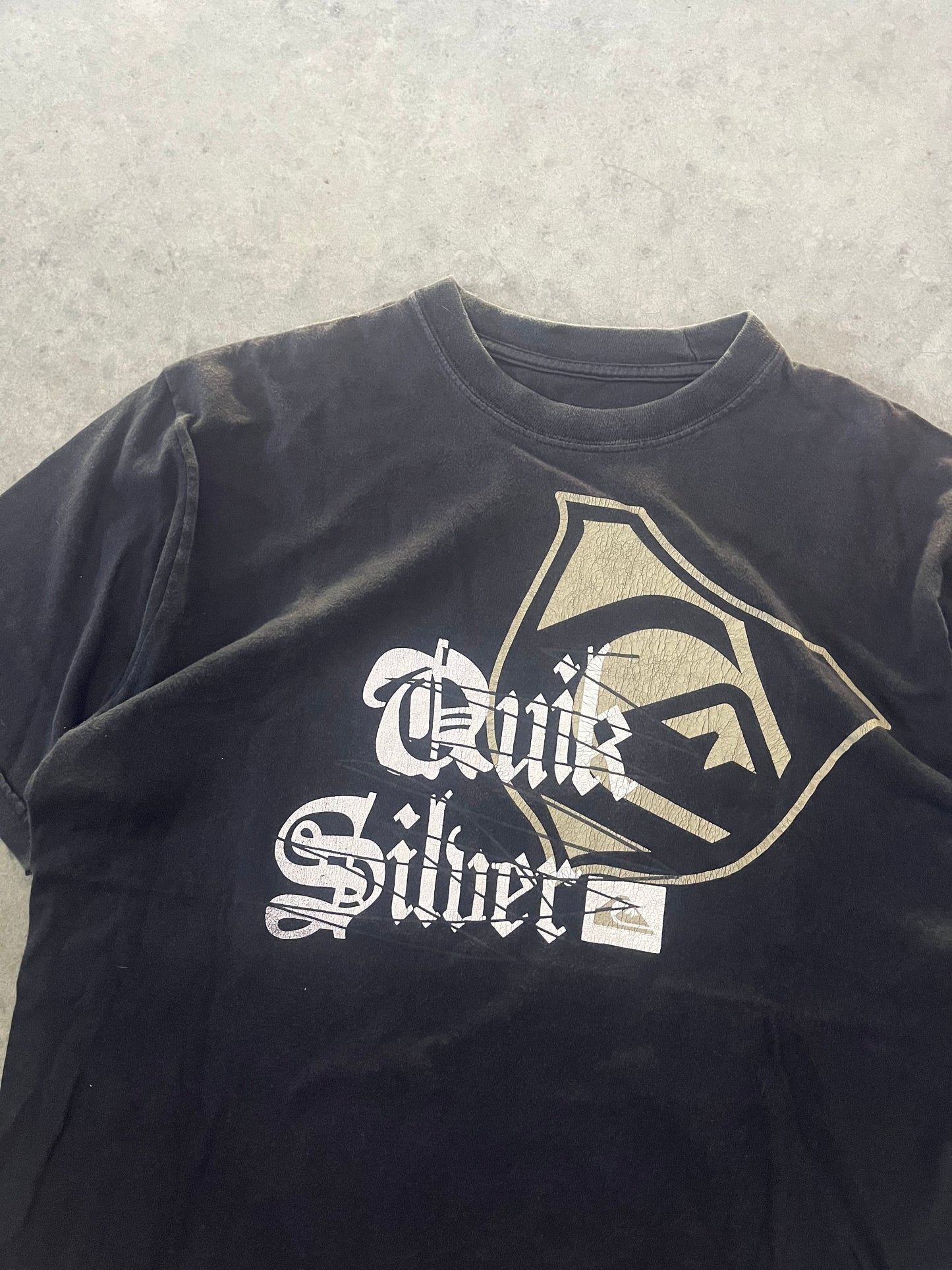 quiksilver tee - L