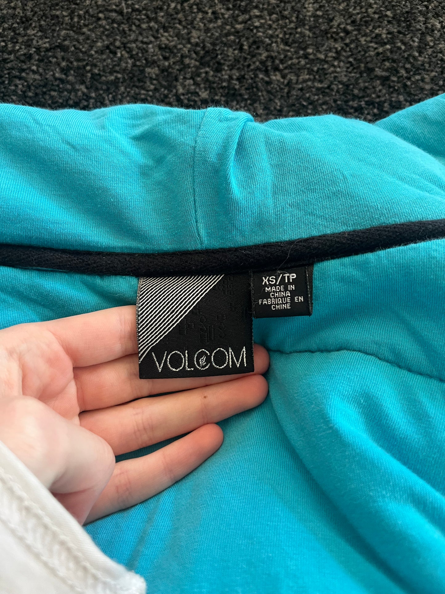 volcom fur hoodie - XS
