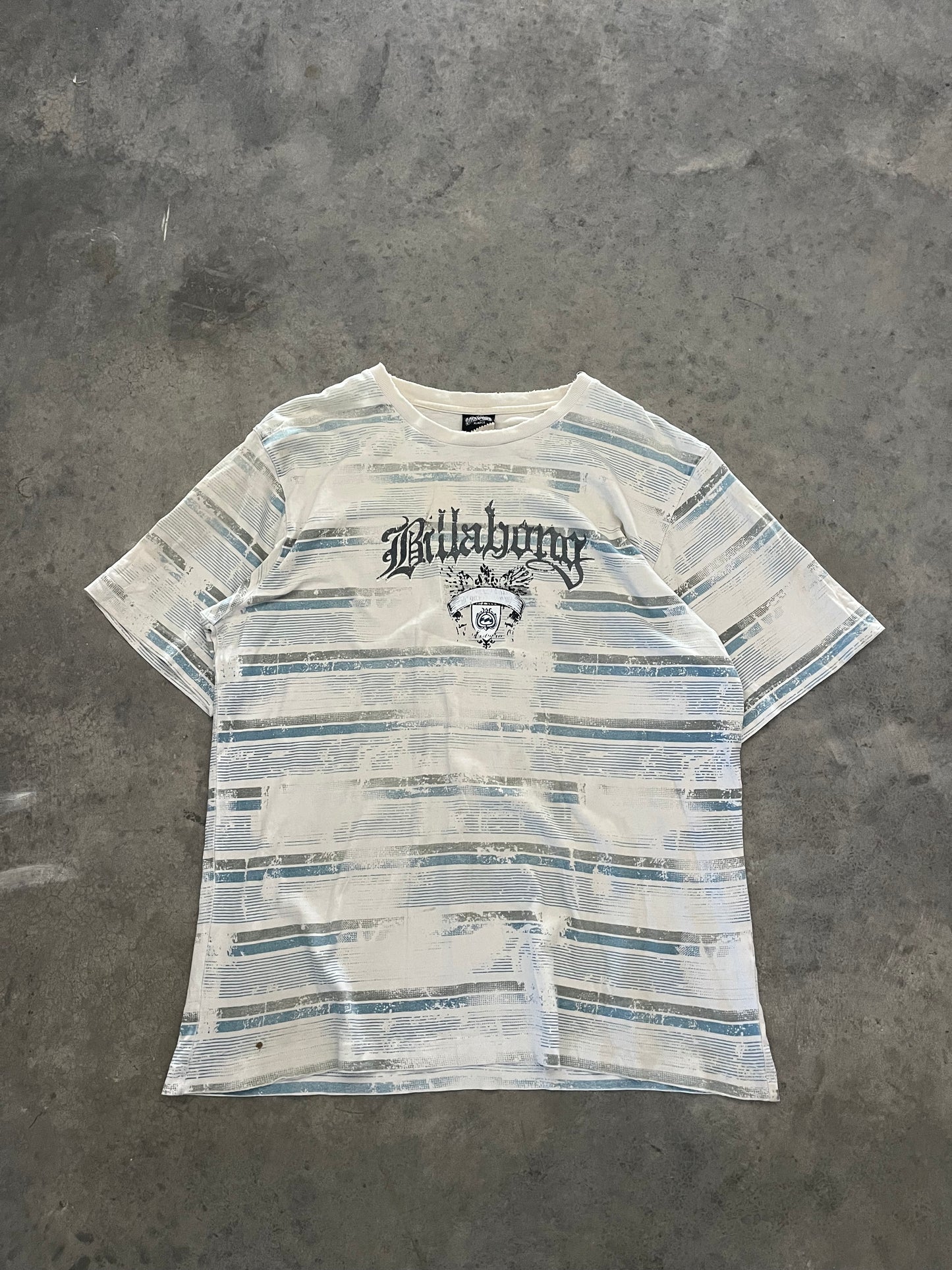 vintage billabong tee