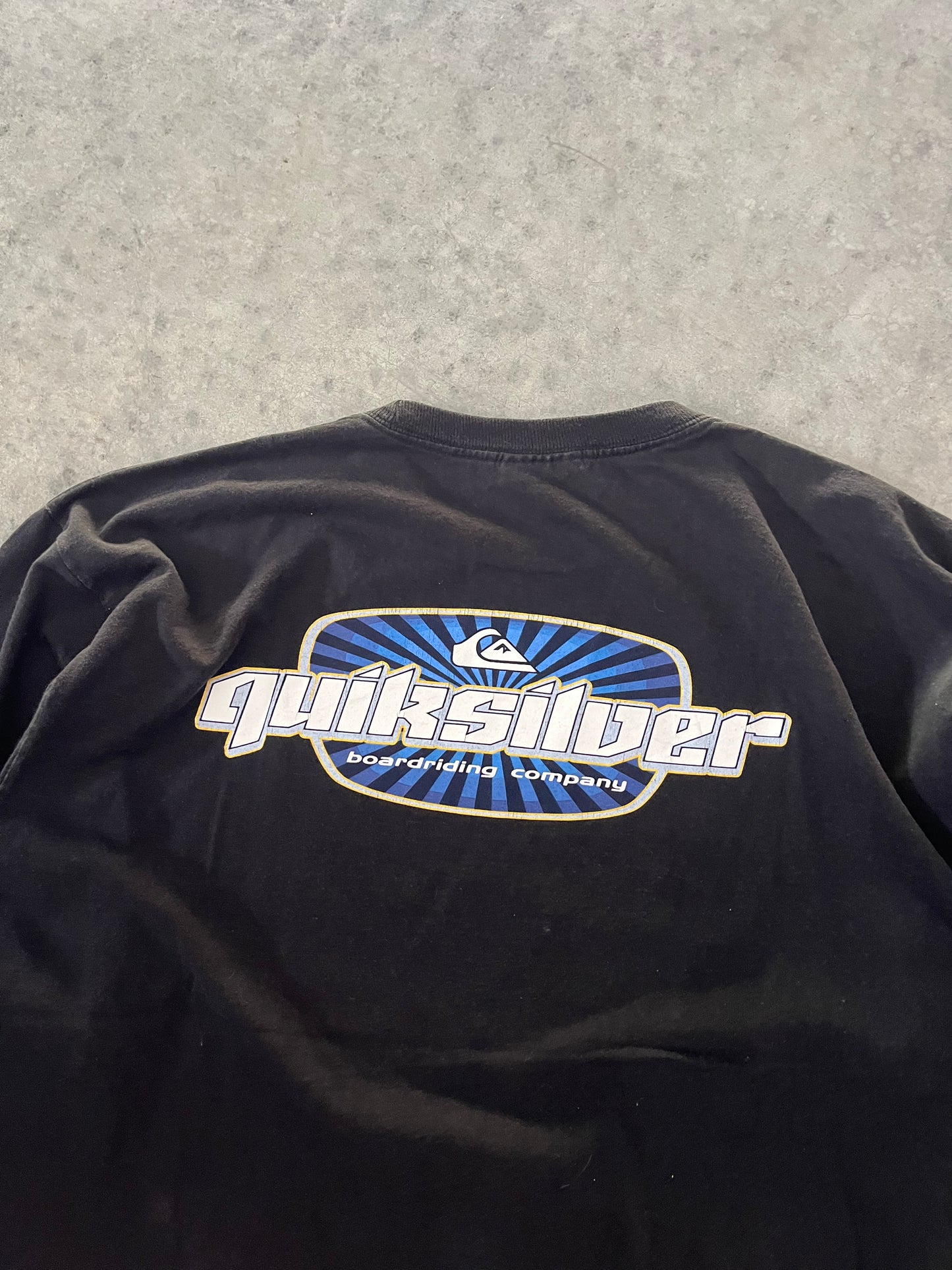 quiksilver long sleeve - XL