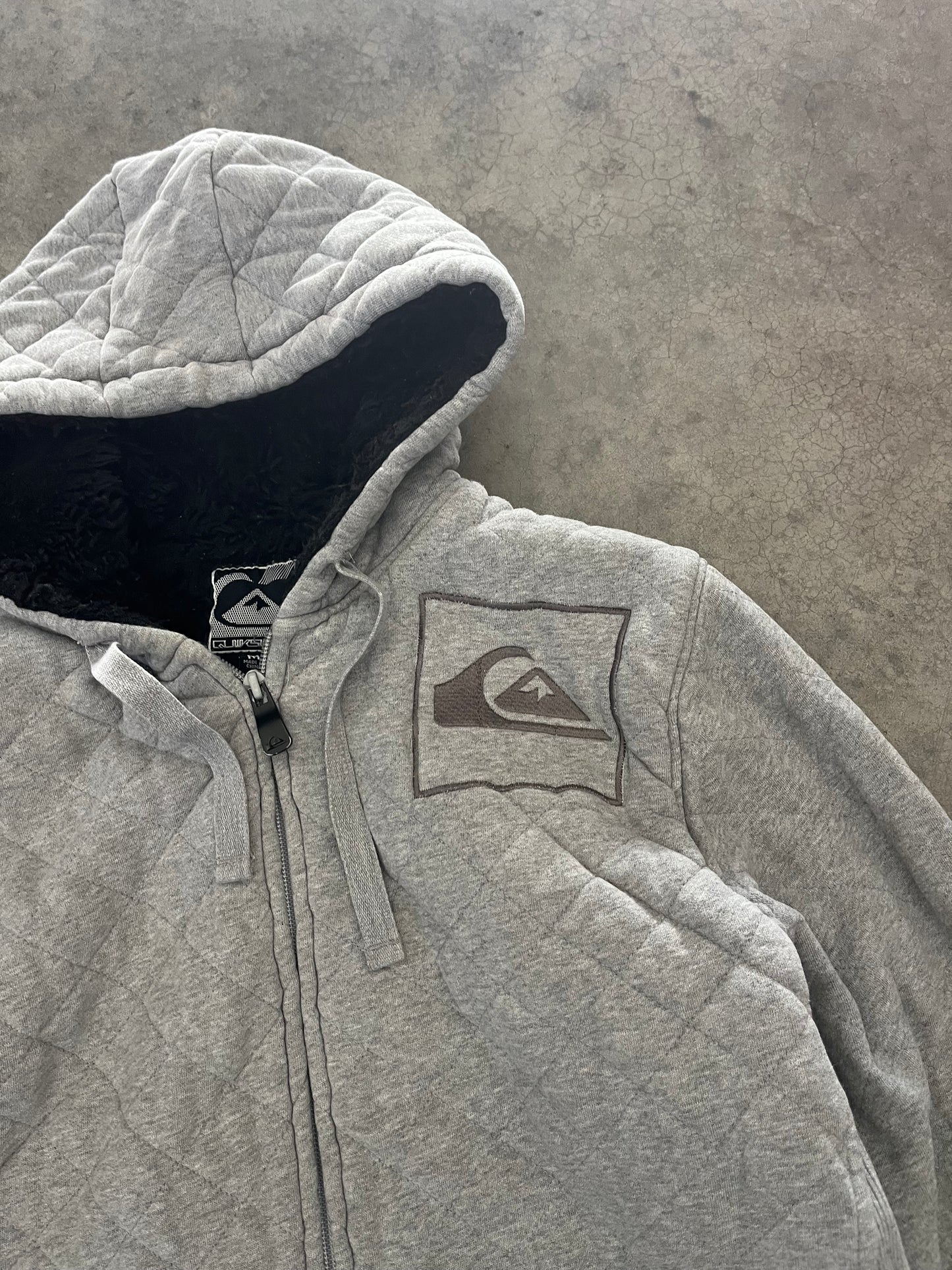 quiksilver hoodie - M
