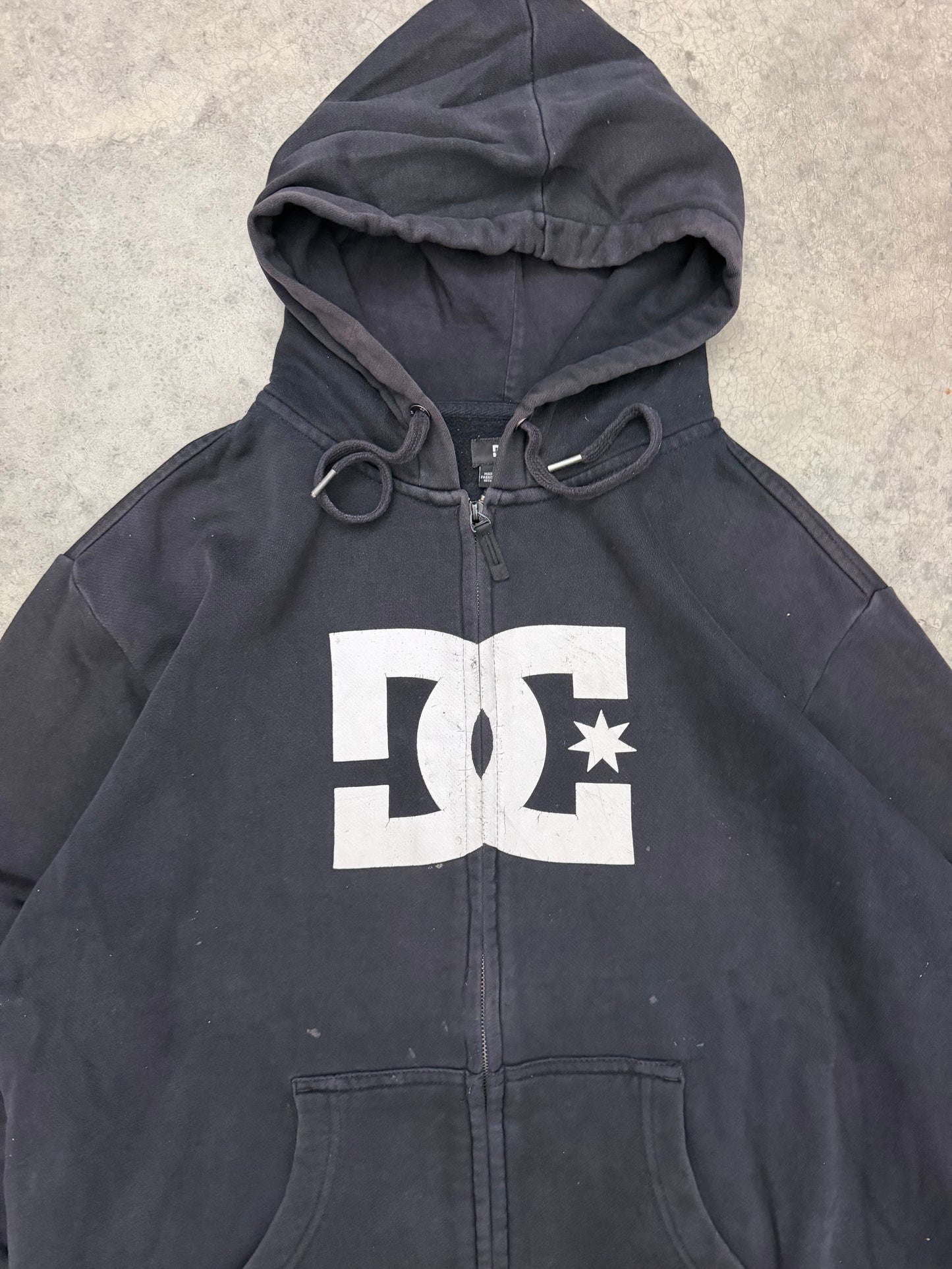 DC zip up hoodie - L