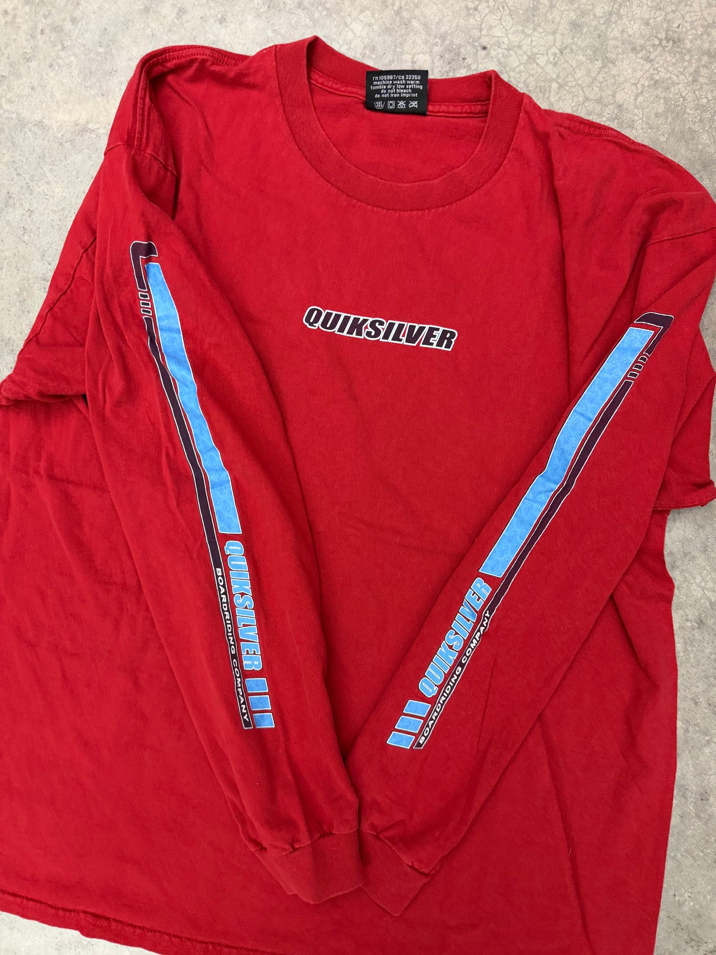quiksilver long sleeve - XL