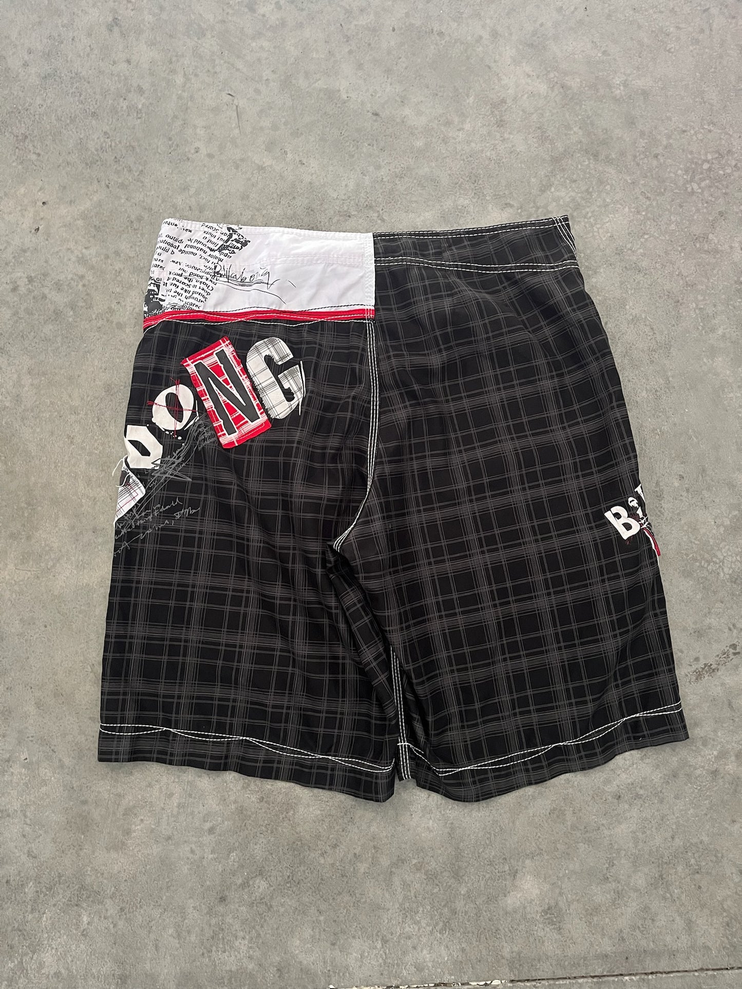 billabong boardies - 36