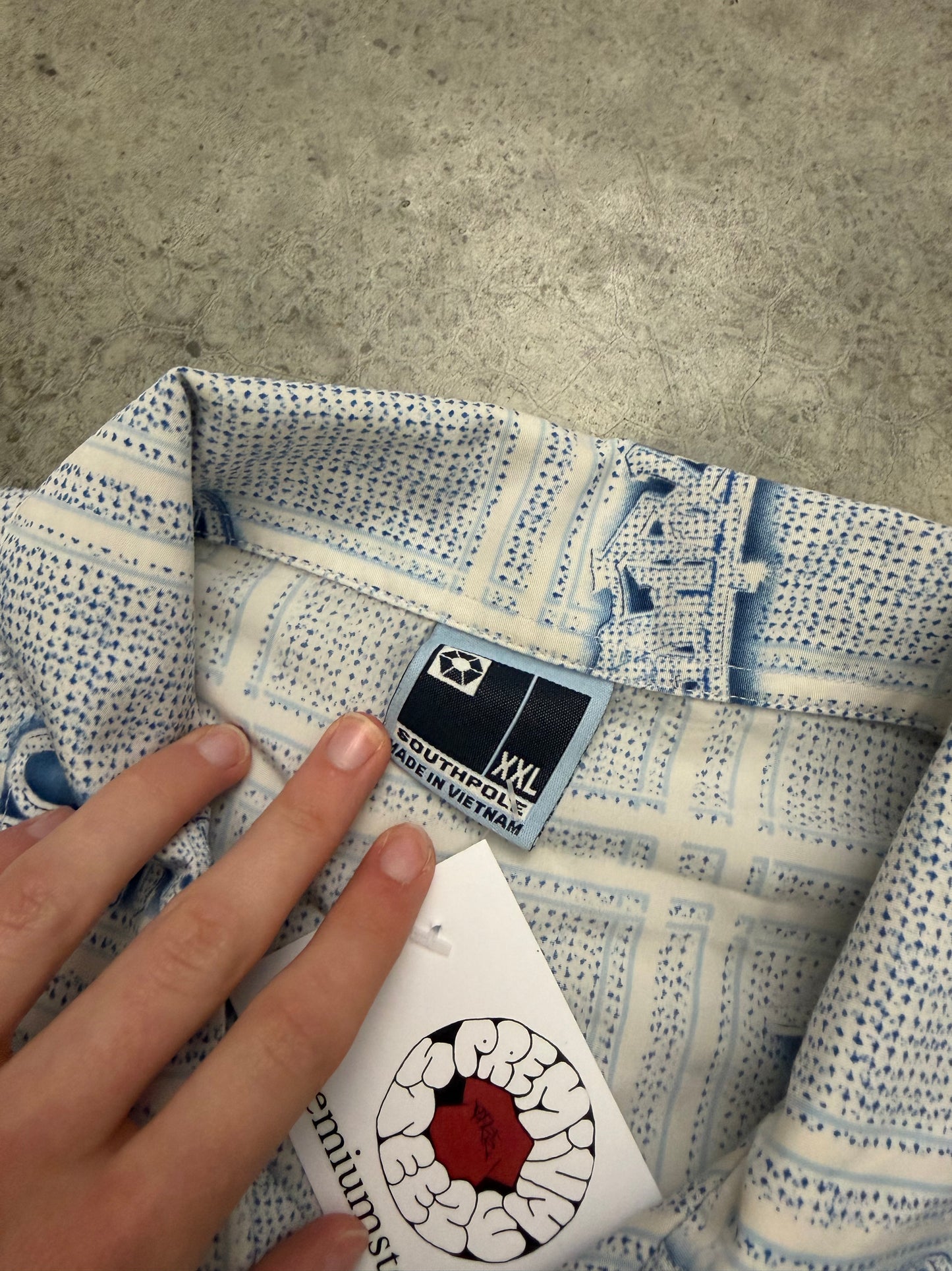 southpole button up - L