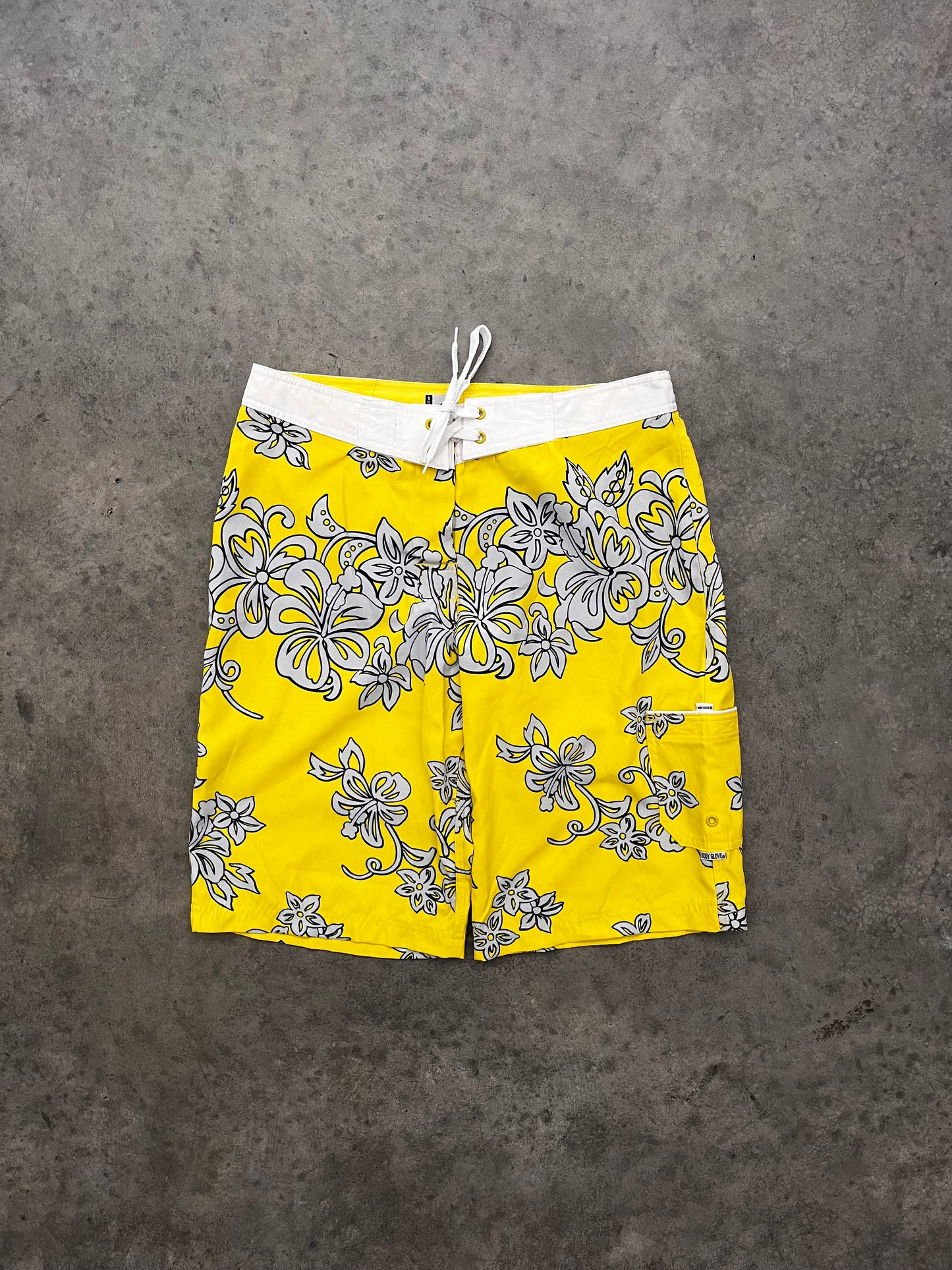 Bodyglove boardshorts - 32