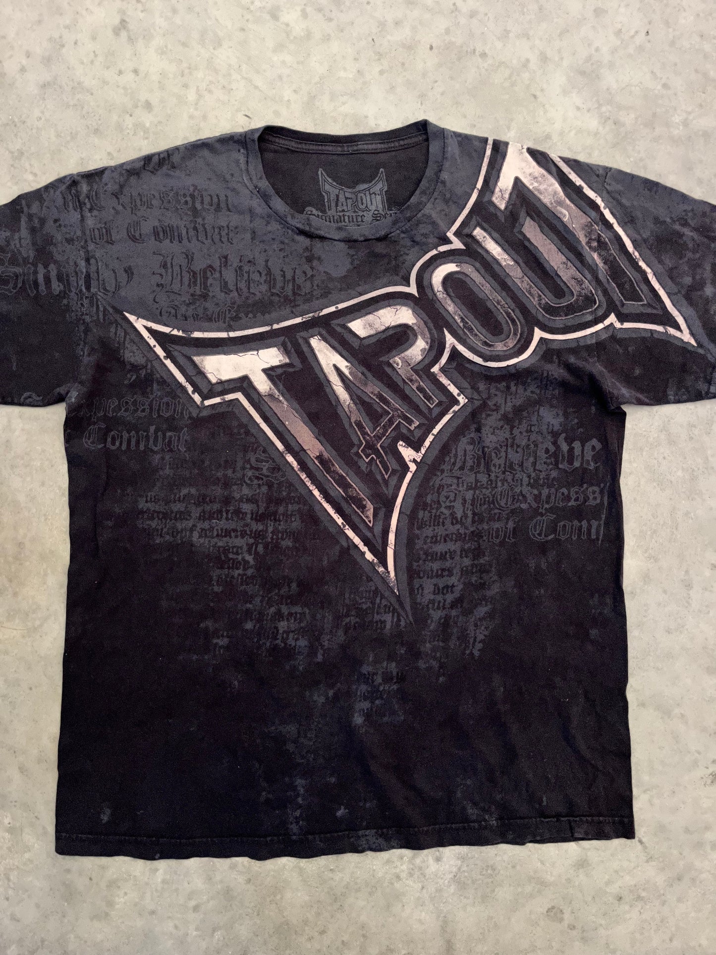 Tapout tee