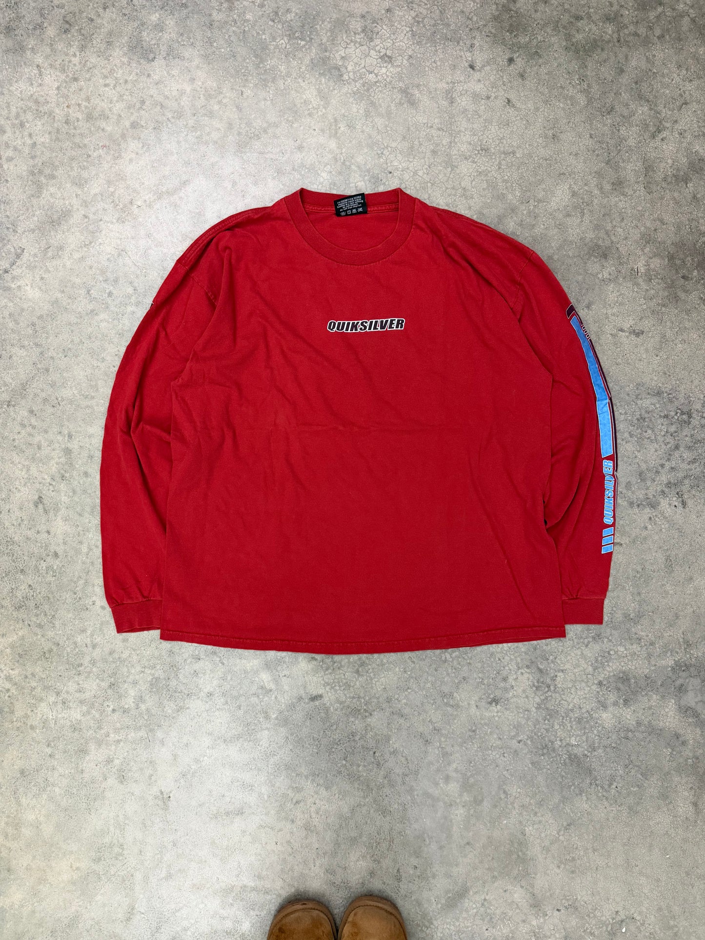 quiksilver long sleeve - XL
