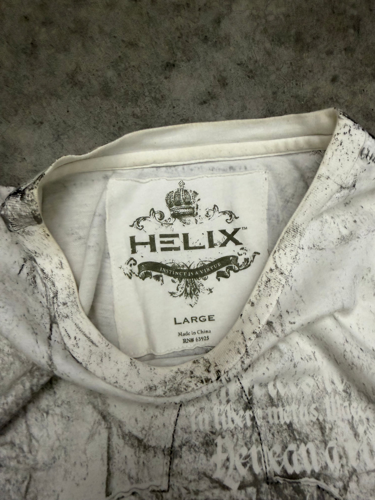 helix tee - L