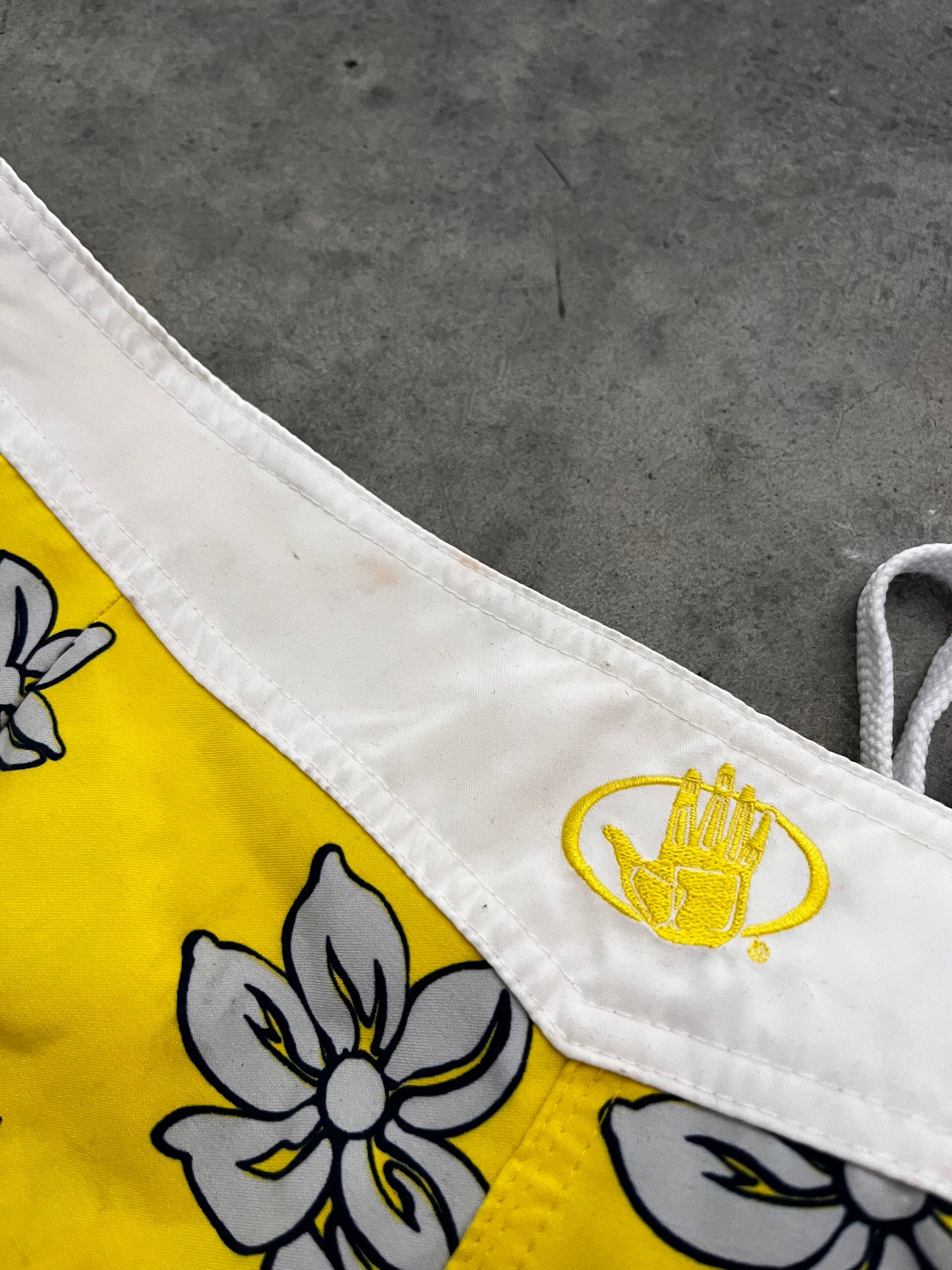 Bodyglove boardshorts - 32