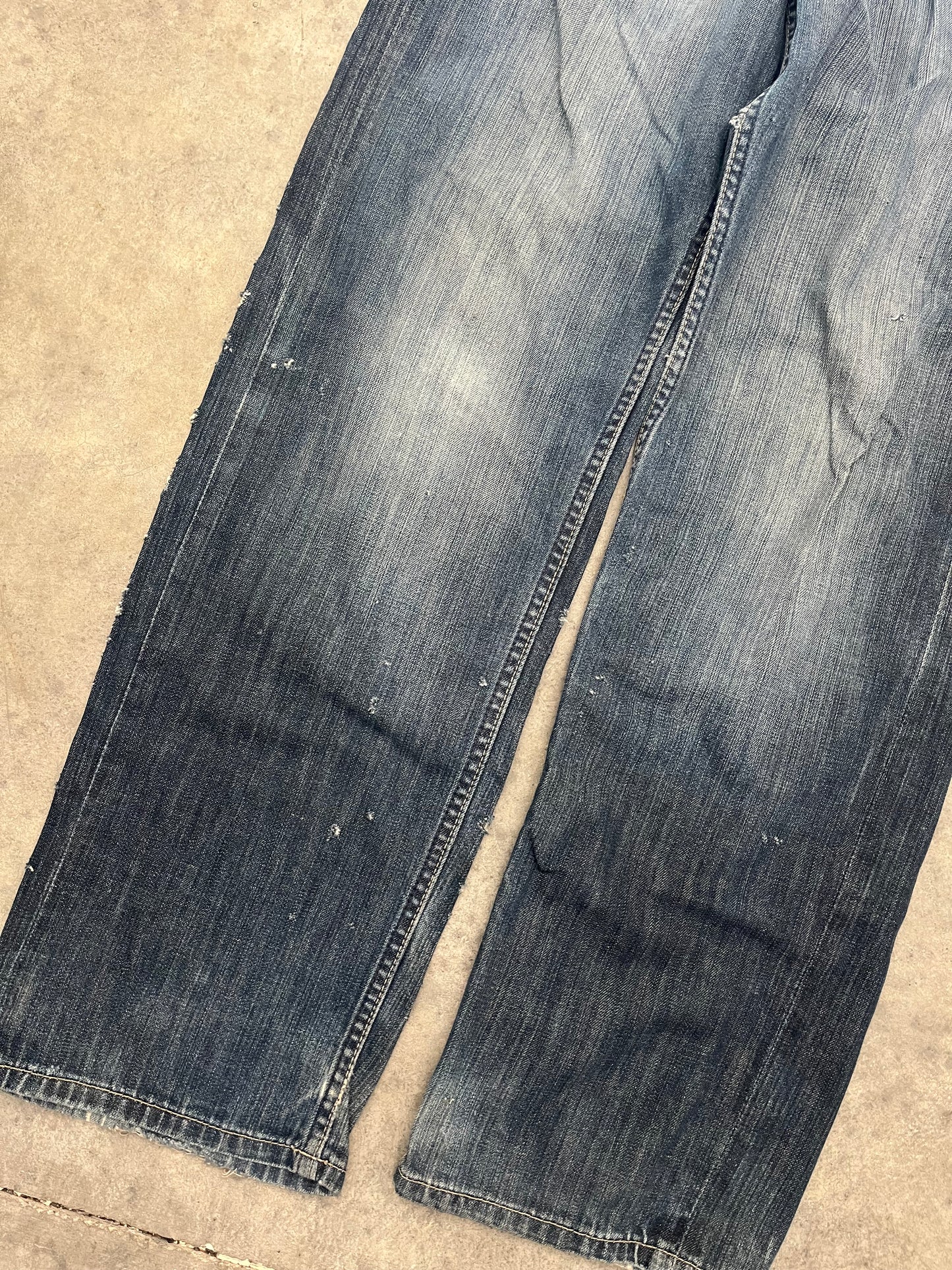 crazy embroidered ecko jeans - 30