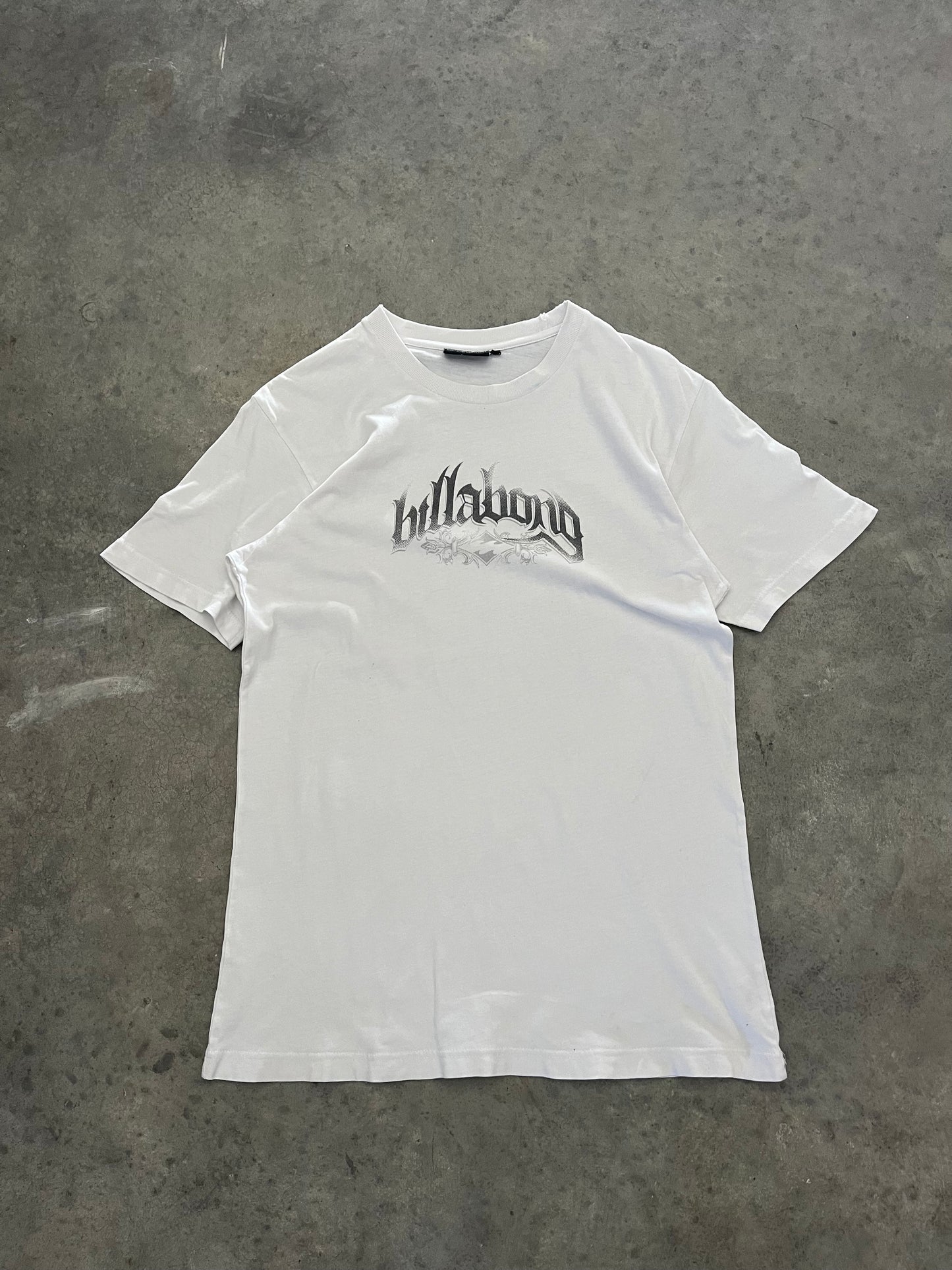 vintage billabong tee