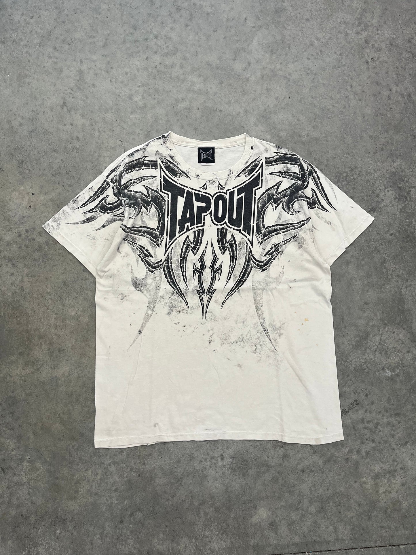 tribal tapout tee - L