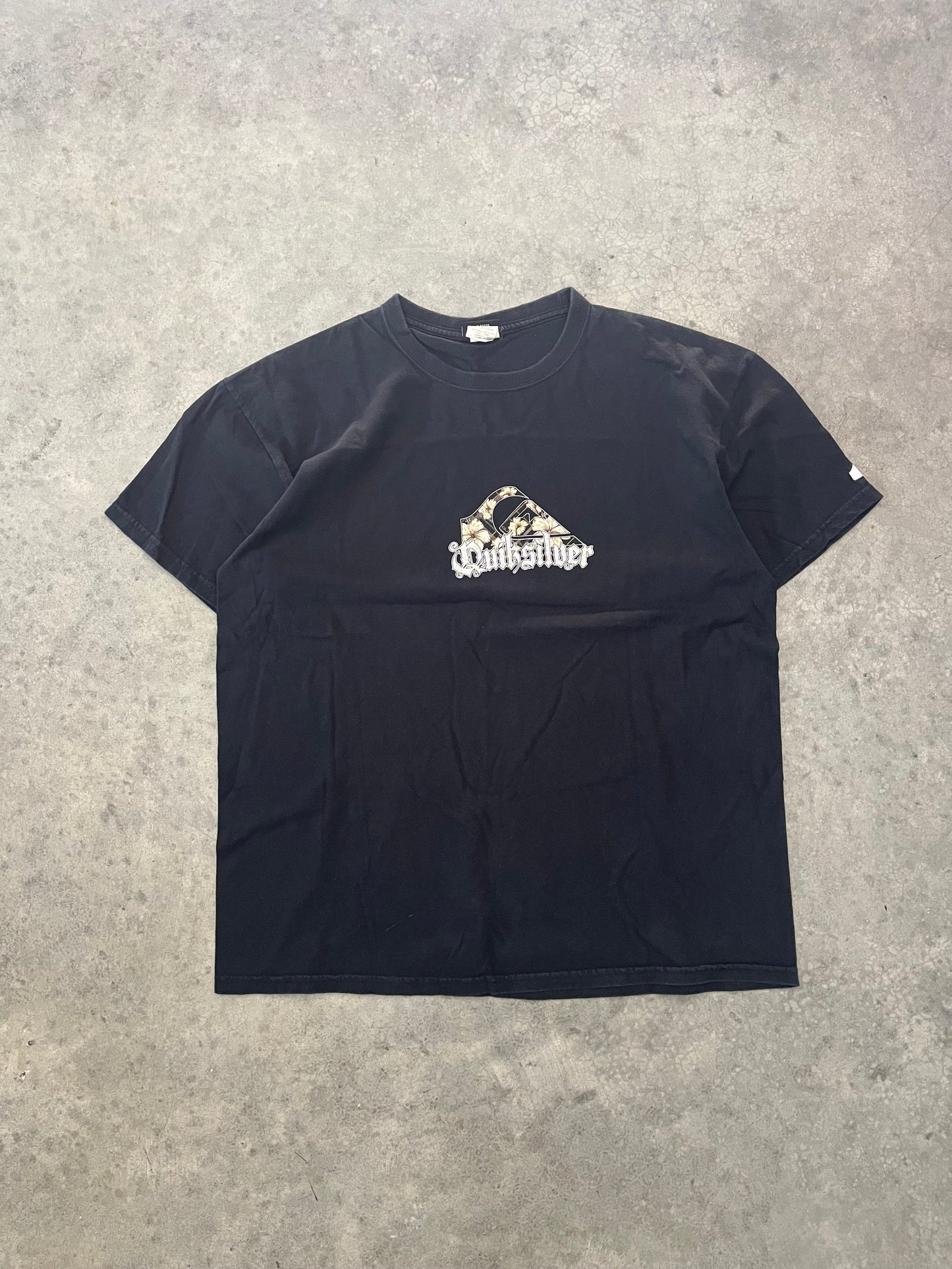 quiksilver tee - L