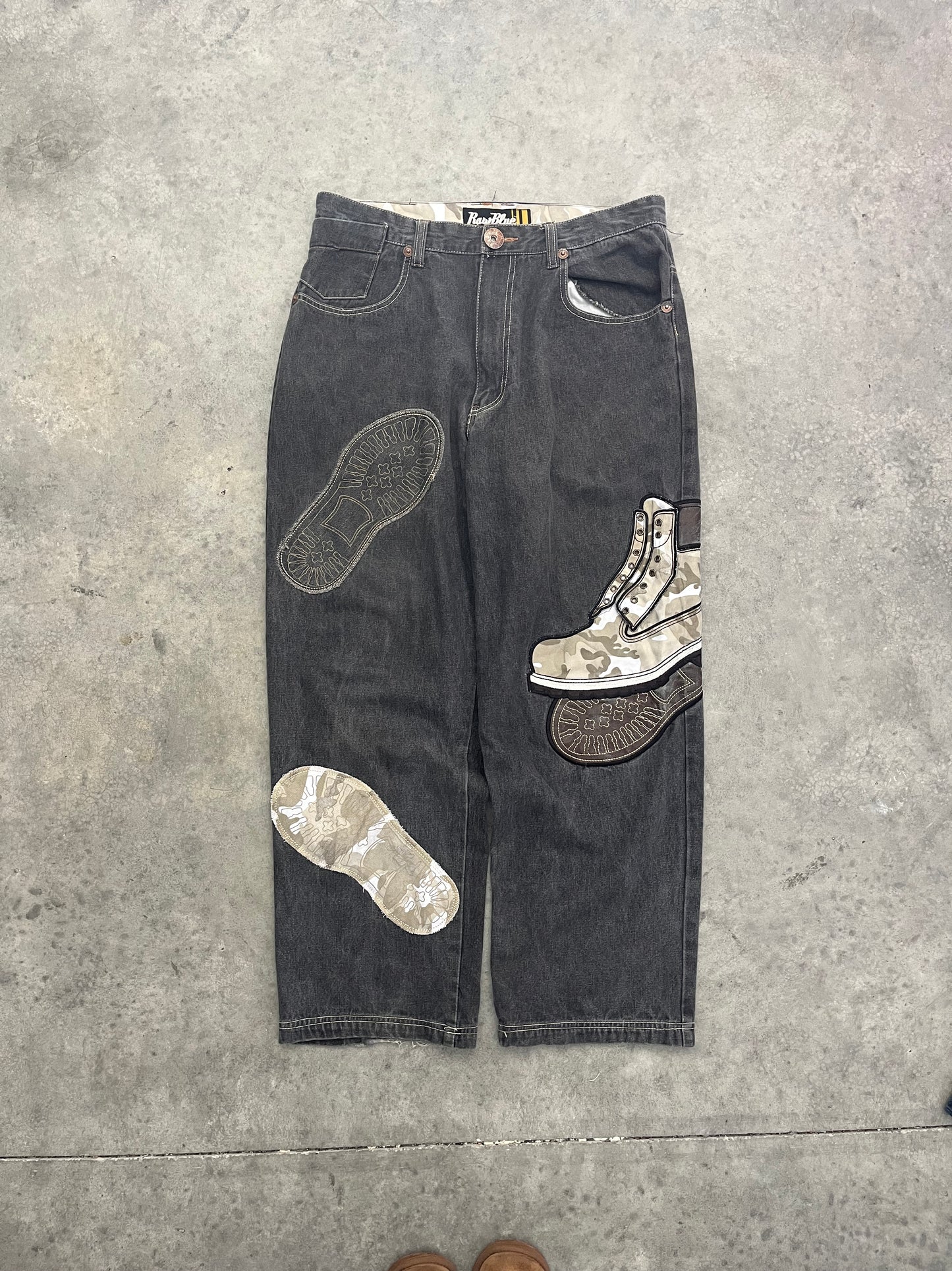 raw blue timberland jeans - 36