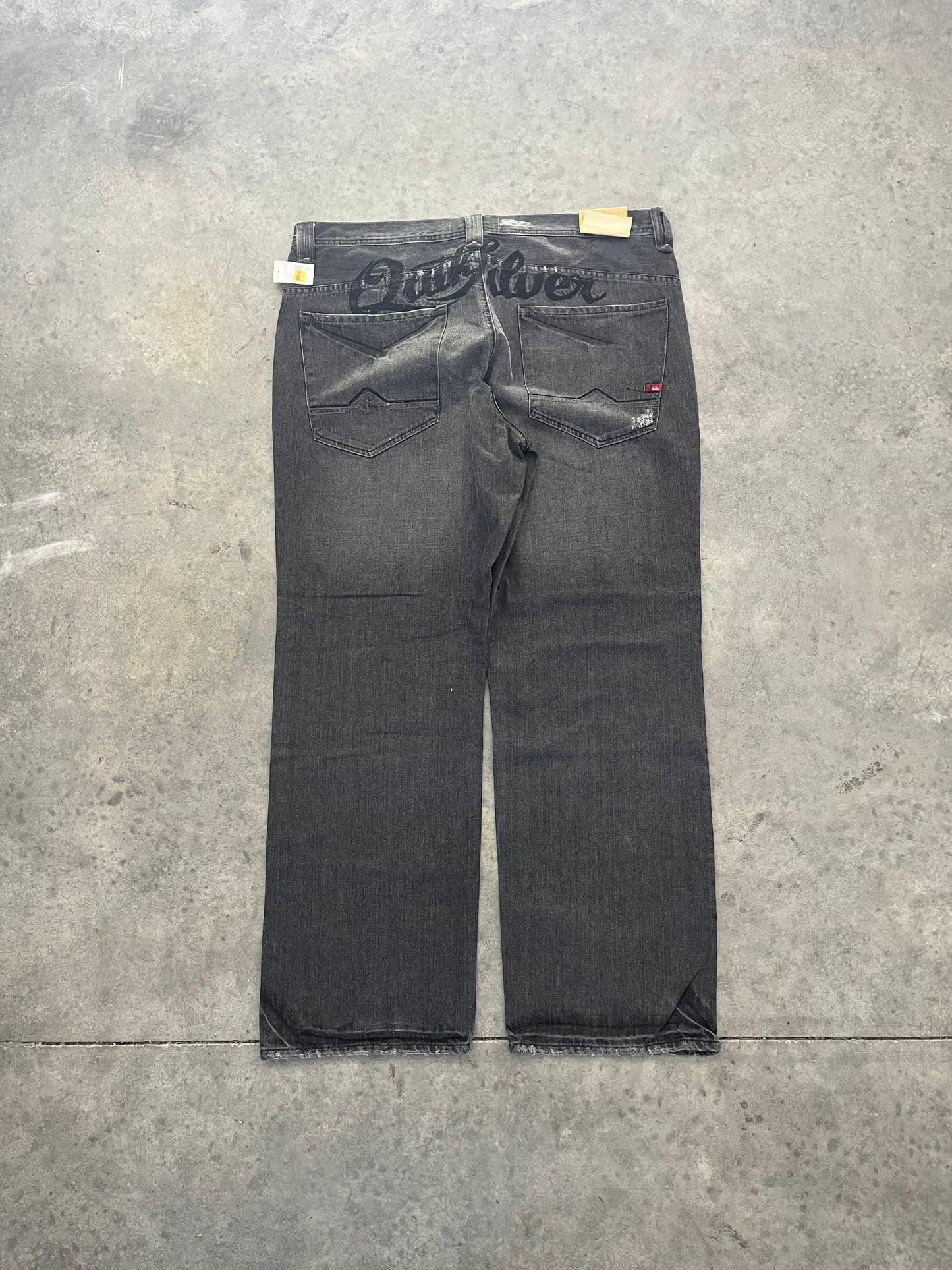 BNWT quiksilver jeans