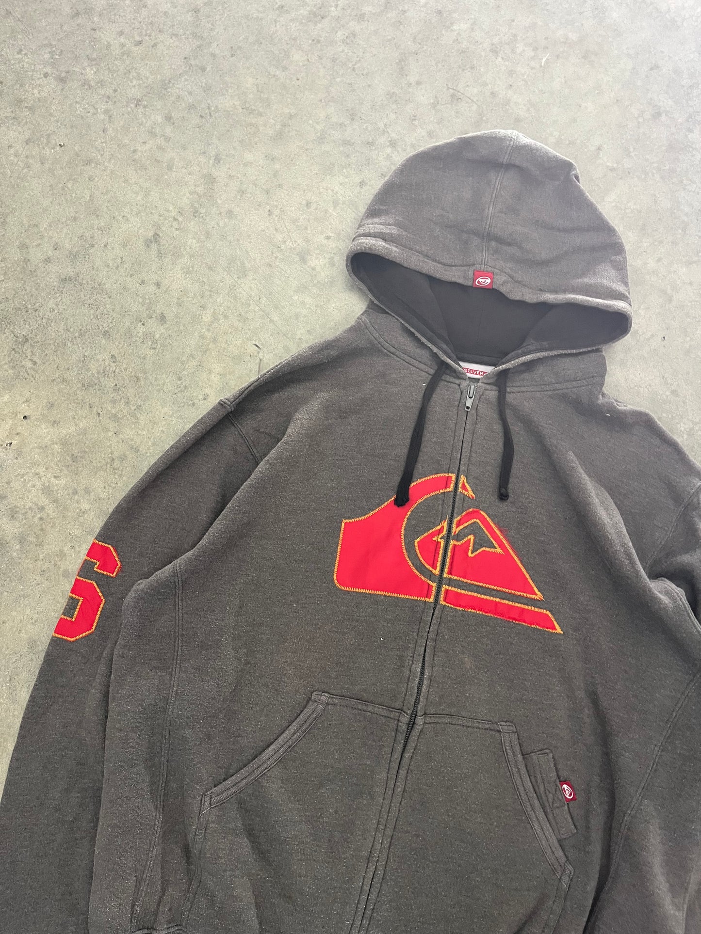 quiksilver hoodie - M