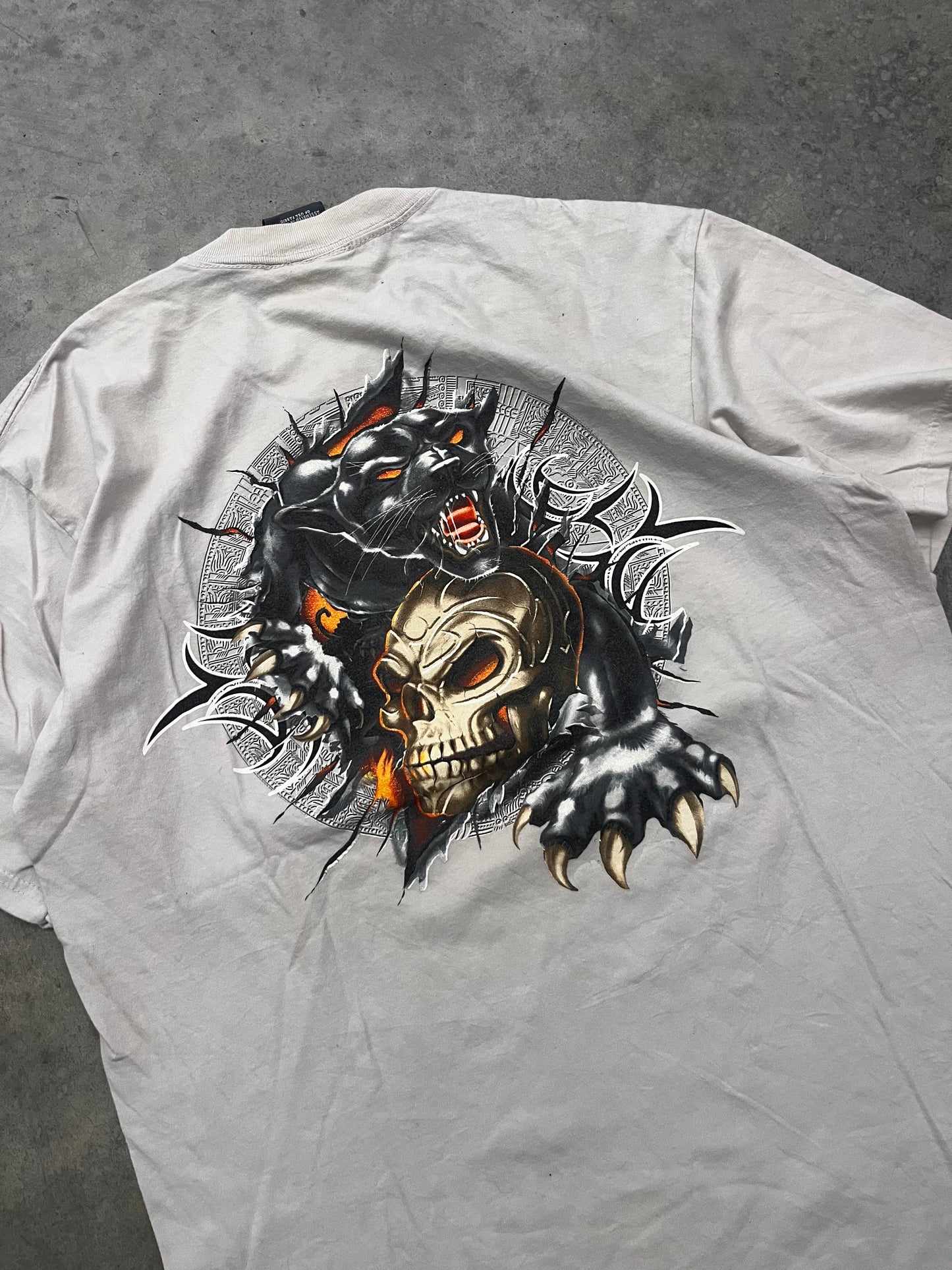 Top heavy tee - L