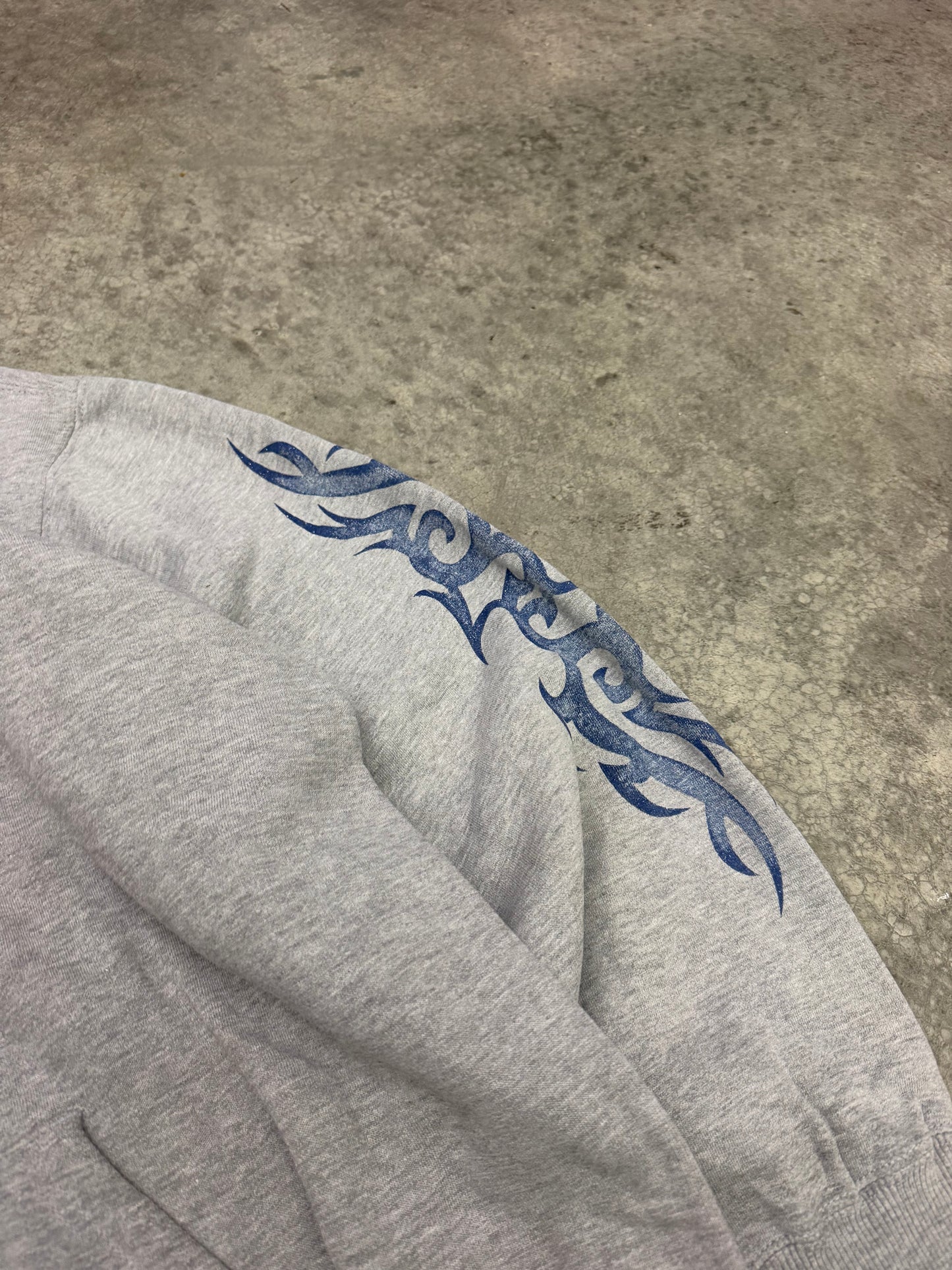 extreme dragon hoodie - L