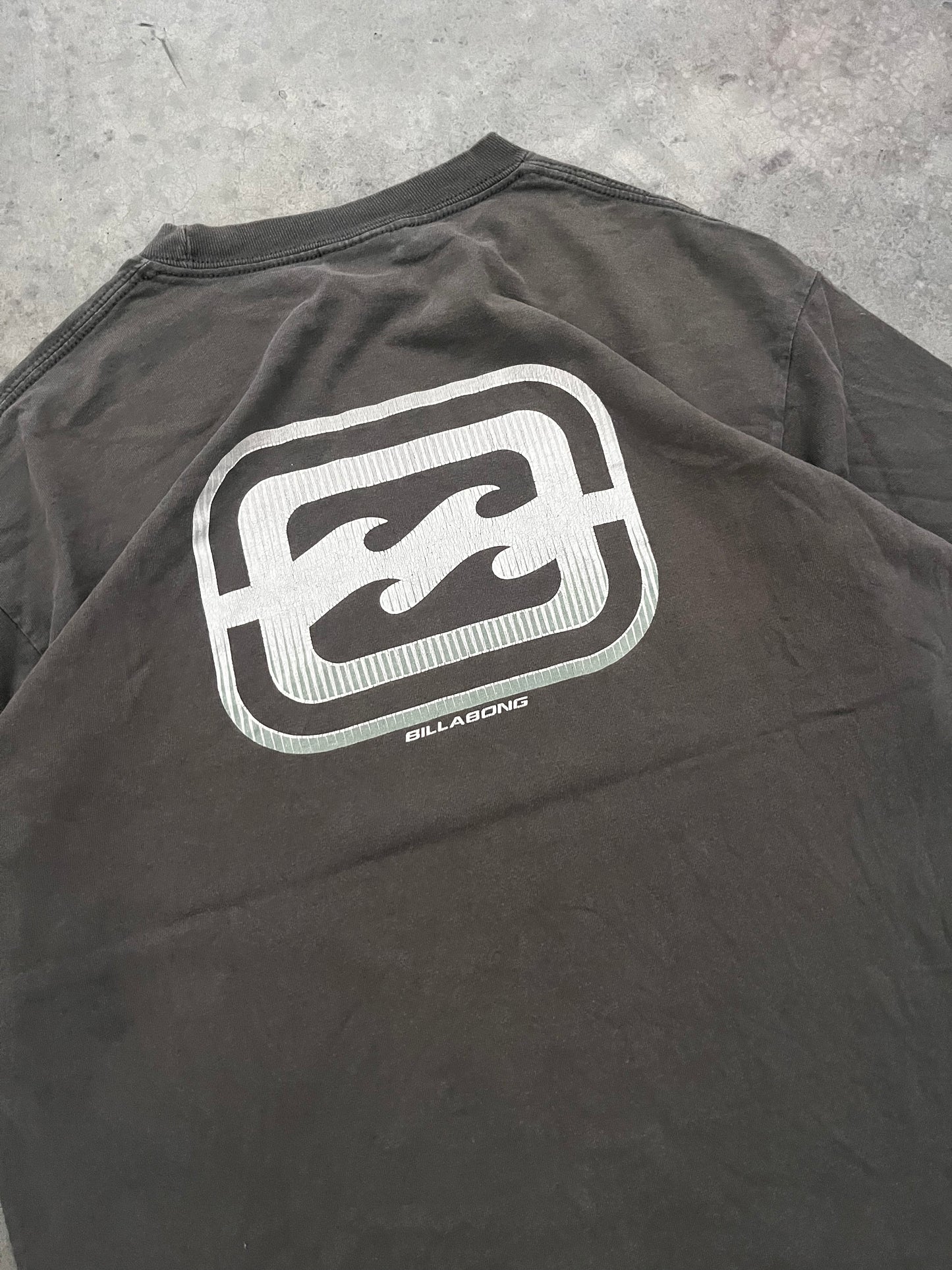 Billabong tee - L