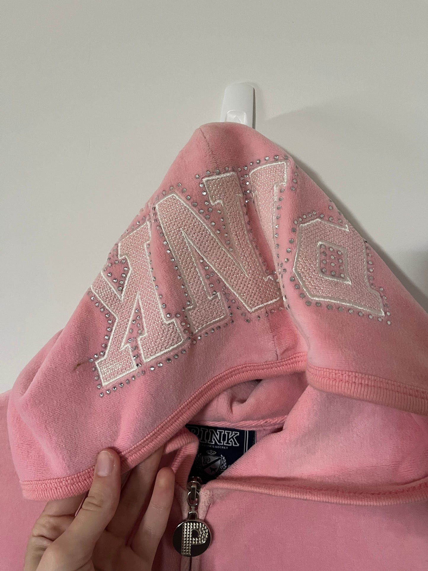 2000’s VS pink velour zipup