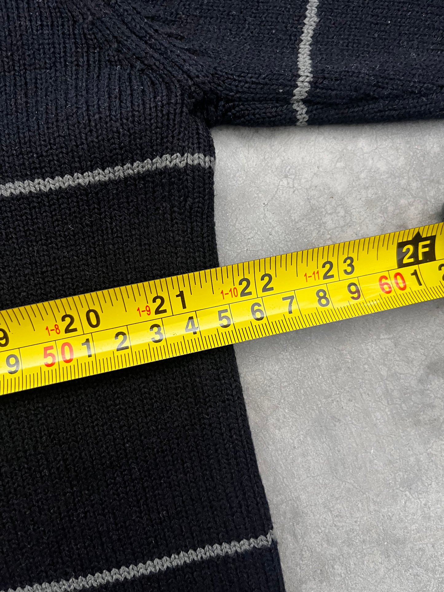 Quiksilver sweater - L