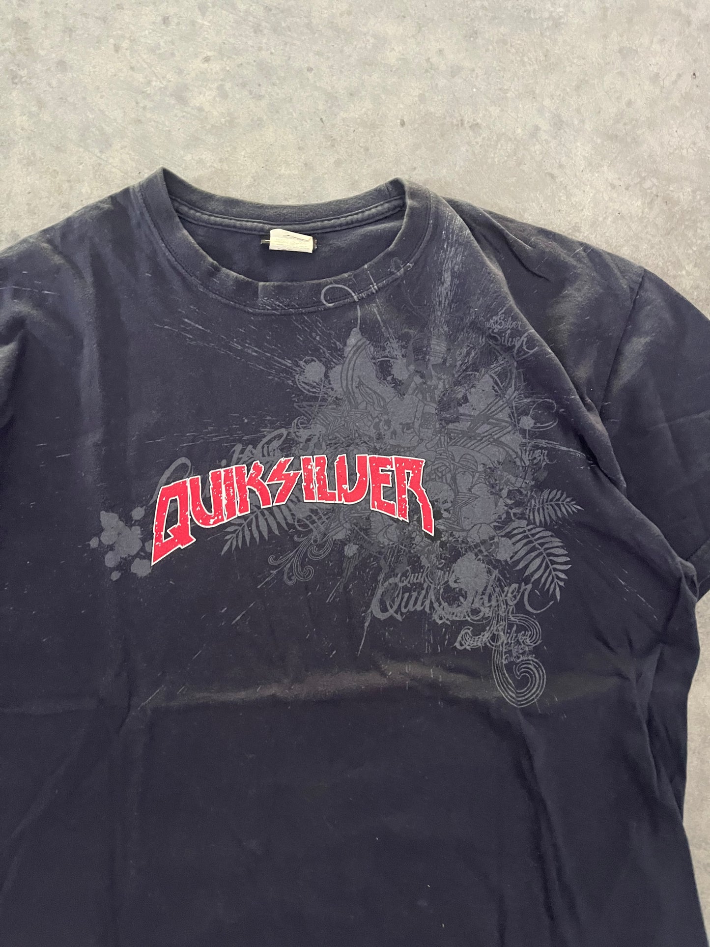 quiksilver tee - L
