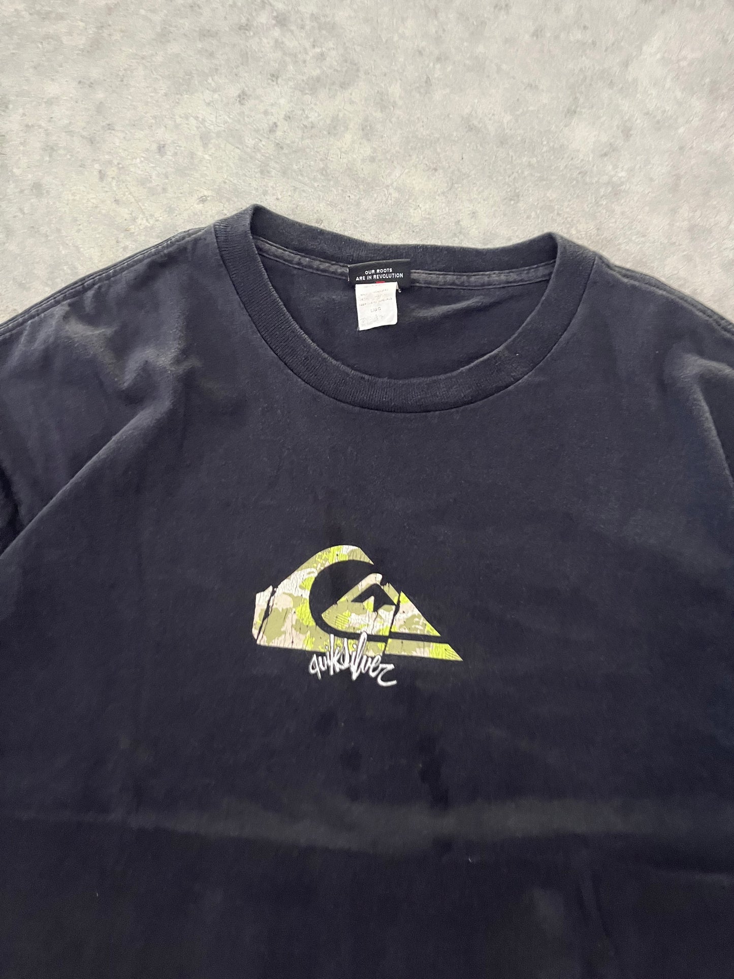 quiksilver tee - L