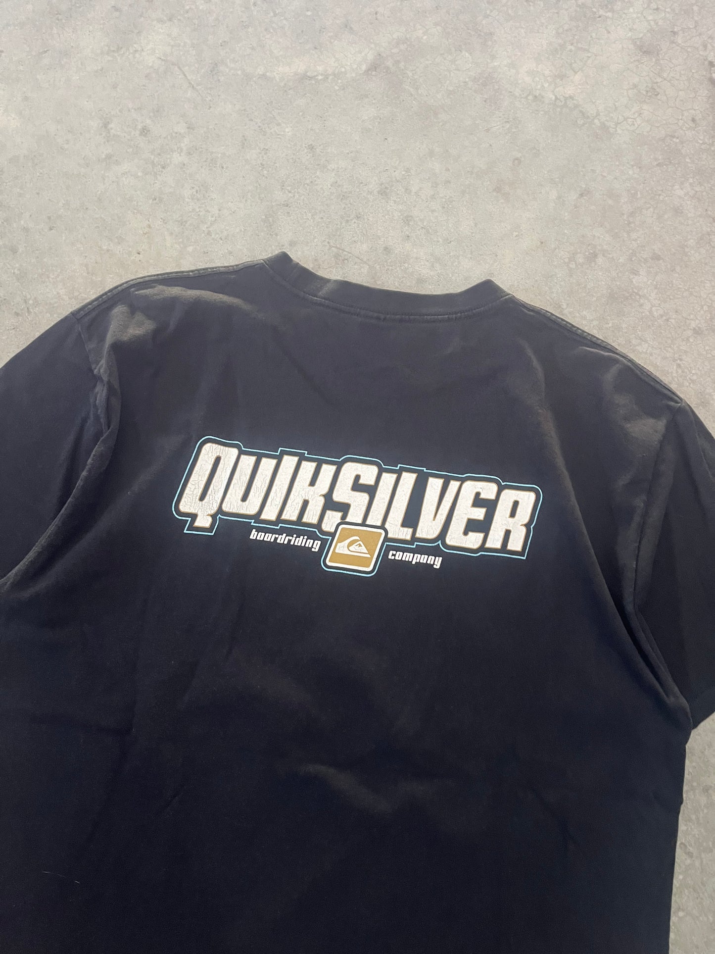 quiksilver tee - L