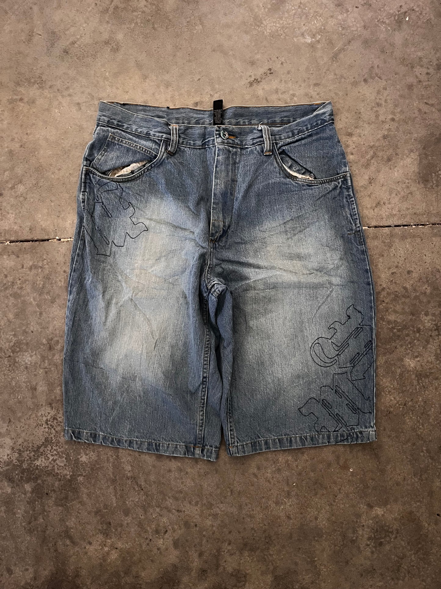 makaveli jorts - 36