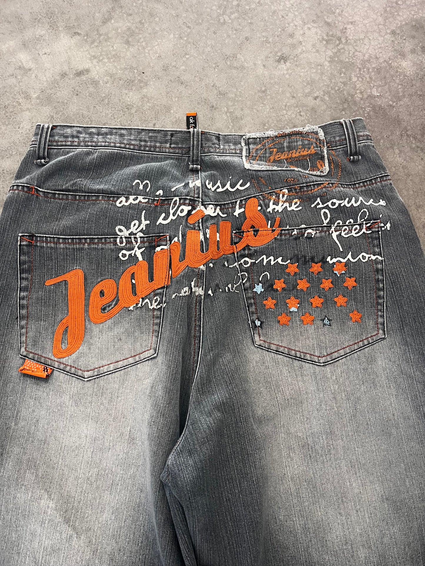 akademiks jorts - 36